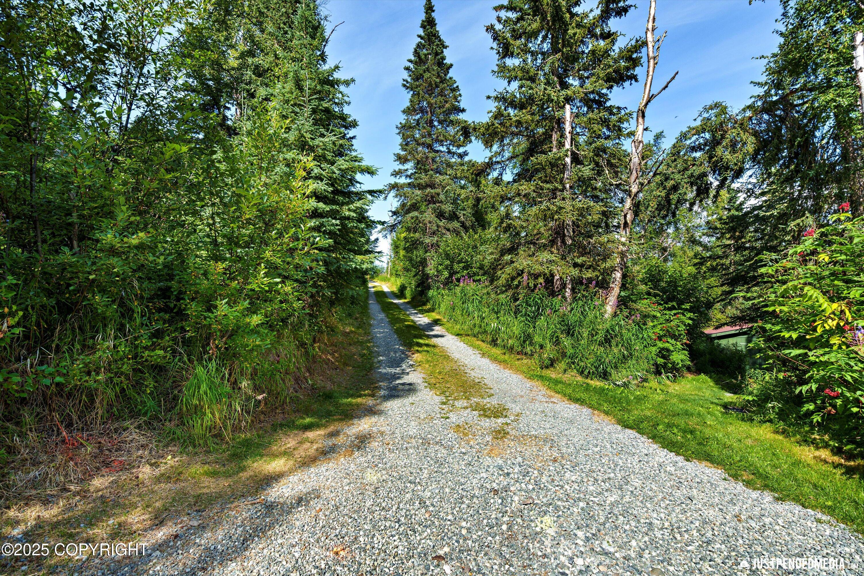 Eagle River, Alaska 99577, United States, 2 Bedrooms Bedrooms, ,1 BathroomBathrooms,Residential,Pending,186933