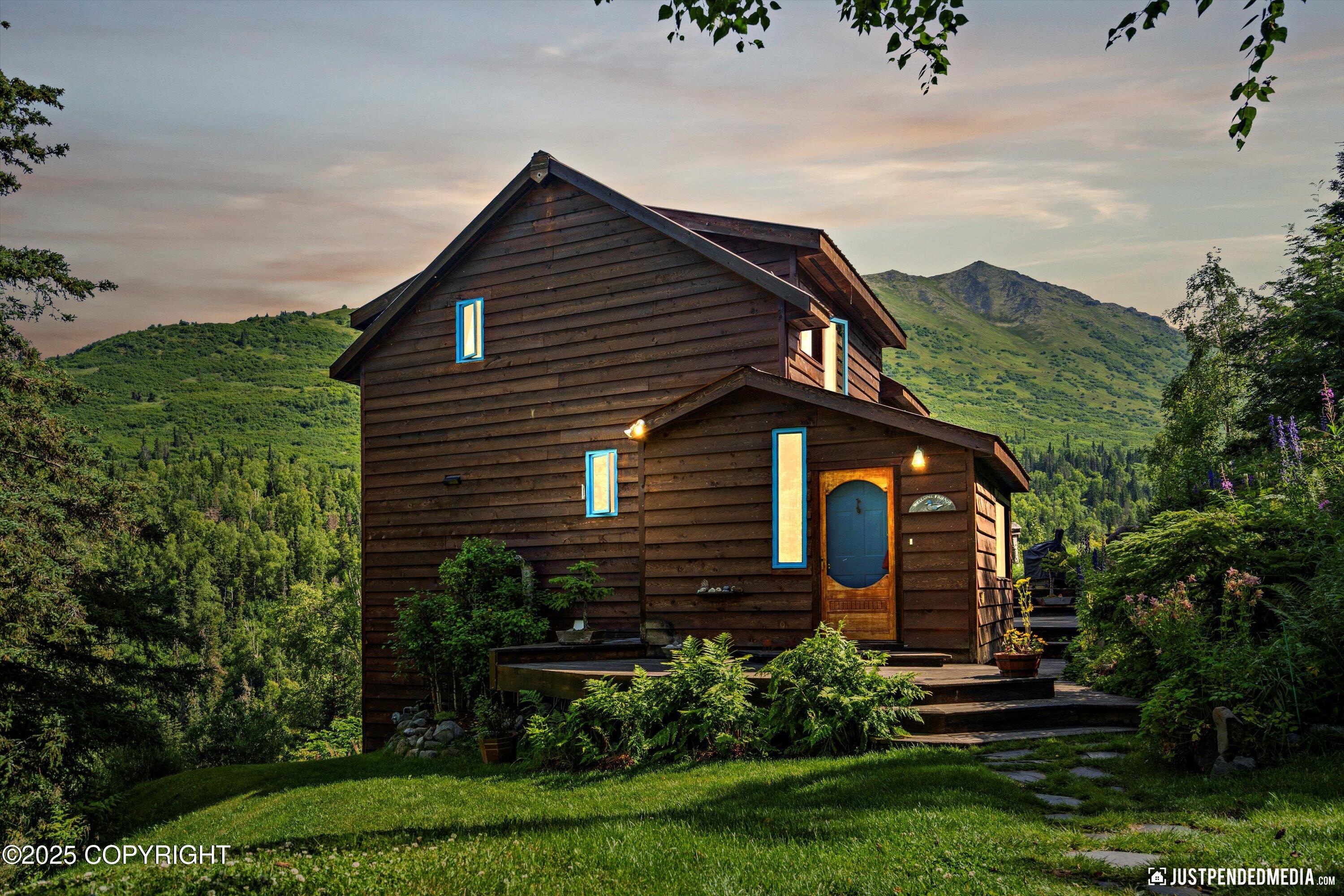 Eagle River, Alaska 99577, United States, 2 Bedrooms Bedrooms, ,1 BathroomBathrooms,Residential,Pending,186933