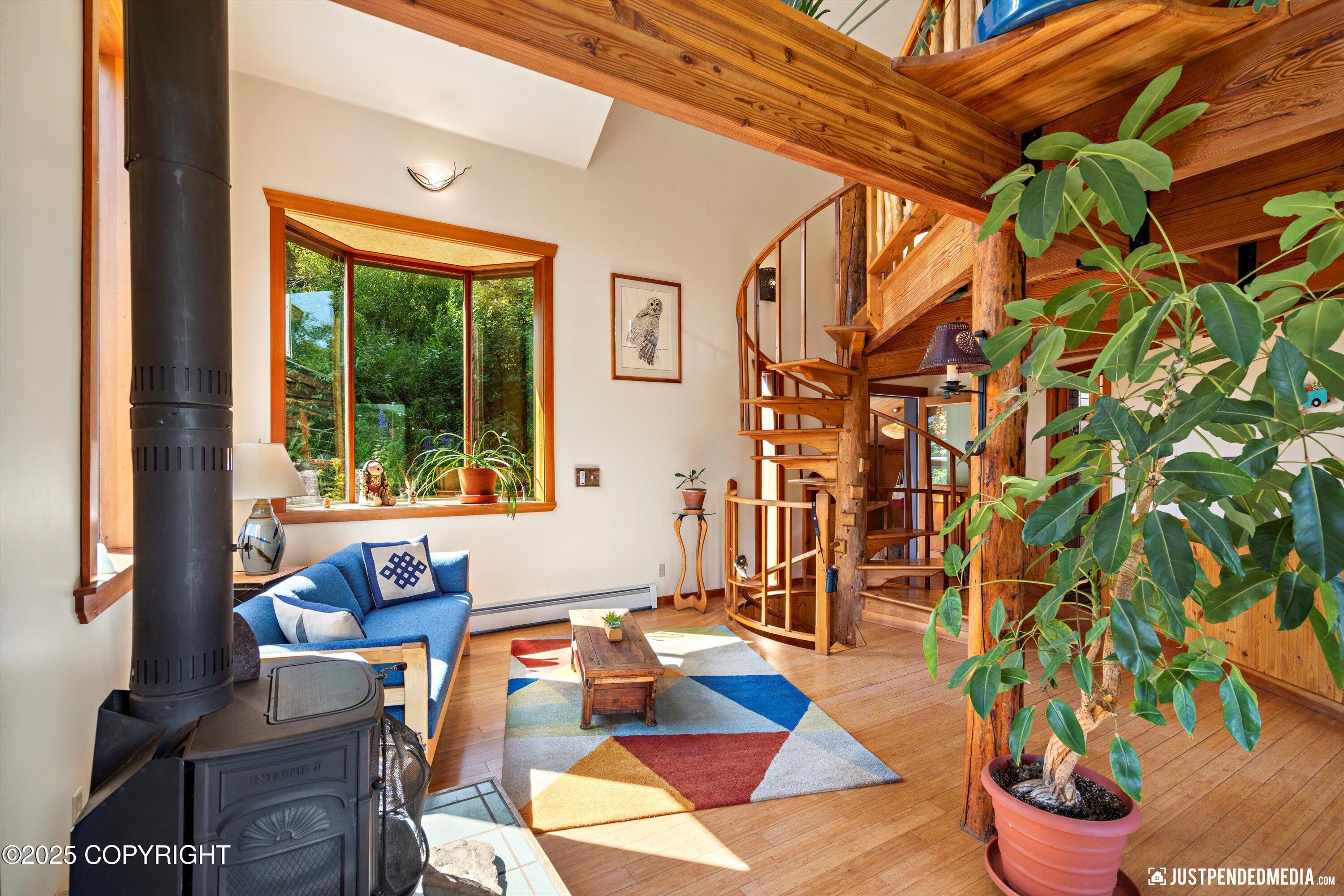 Eagle River, Alaska 99577, United States, 2 Bedrooms Bedrooms, ,1 BathroomBathrooms,Residential,Pending,186933