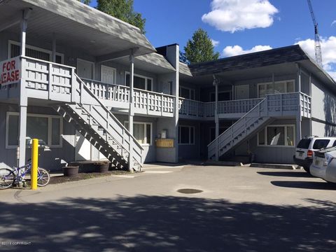 Photo of 2620 E 42nd Avenue #10, Anchorage, AK 99508 (MLS # 25-13134) Photo of 2620 E 42nd Avenue #10, Anchorage, AK 99508 (MLS # 25-13134)