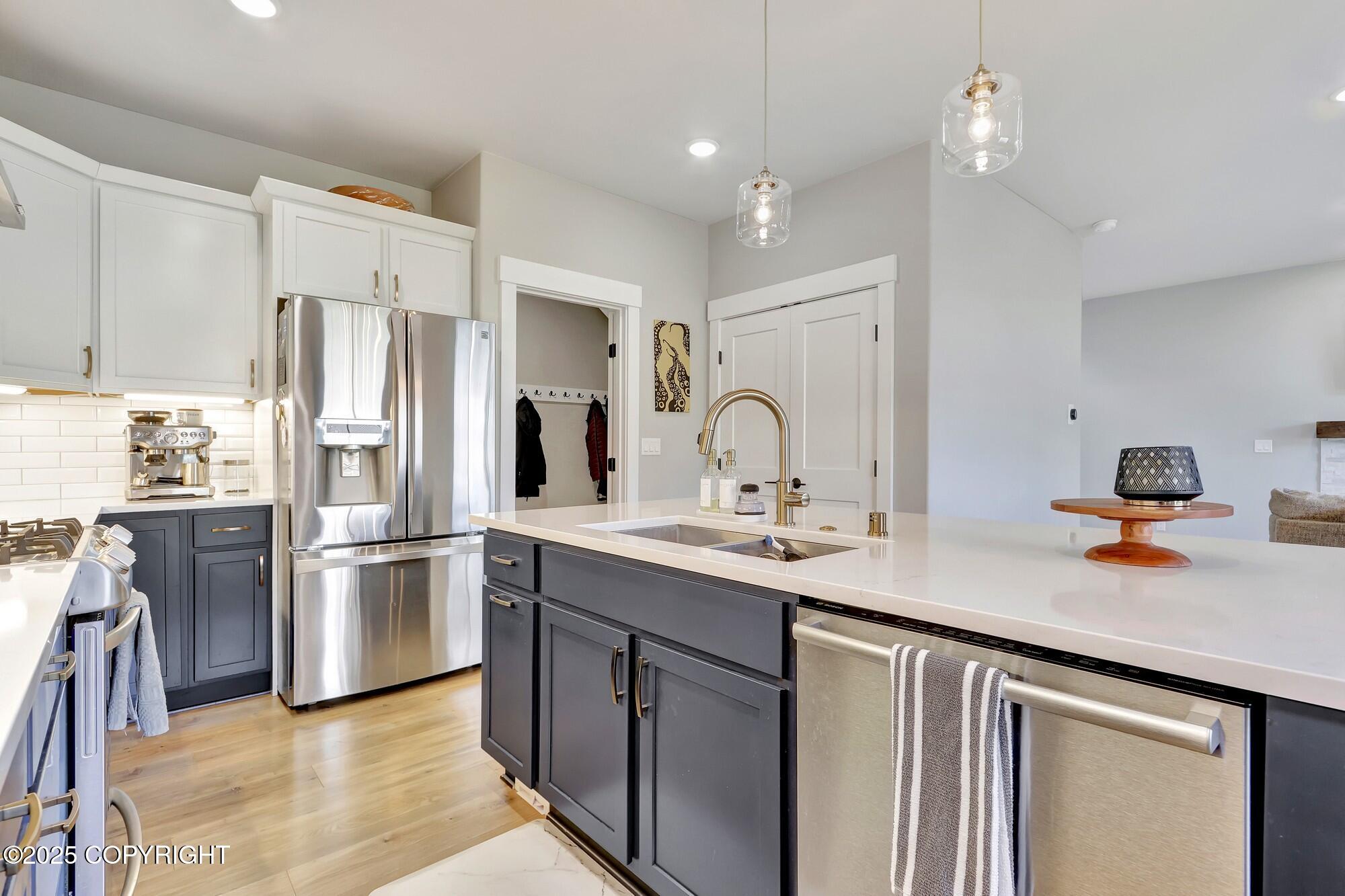 8784 Dry Creek Loop #40A, Anchorage, Alaska image 12