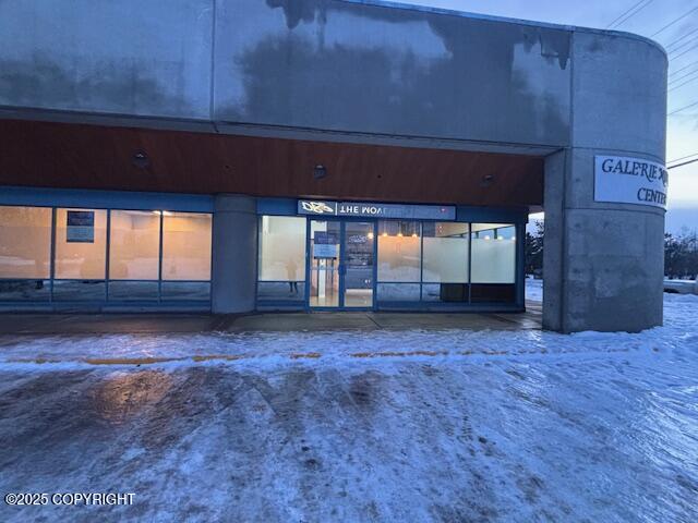 Anchorage, Alaska 99503, United States, ,Residential,Active,252124