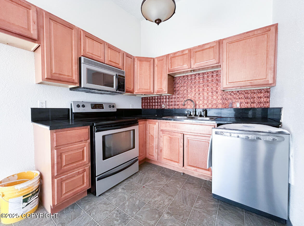 8632 Boundary Avenue #P-2, Anchorage, Alaska image 9