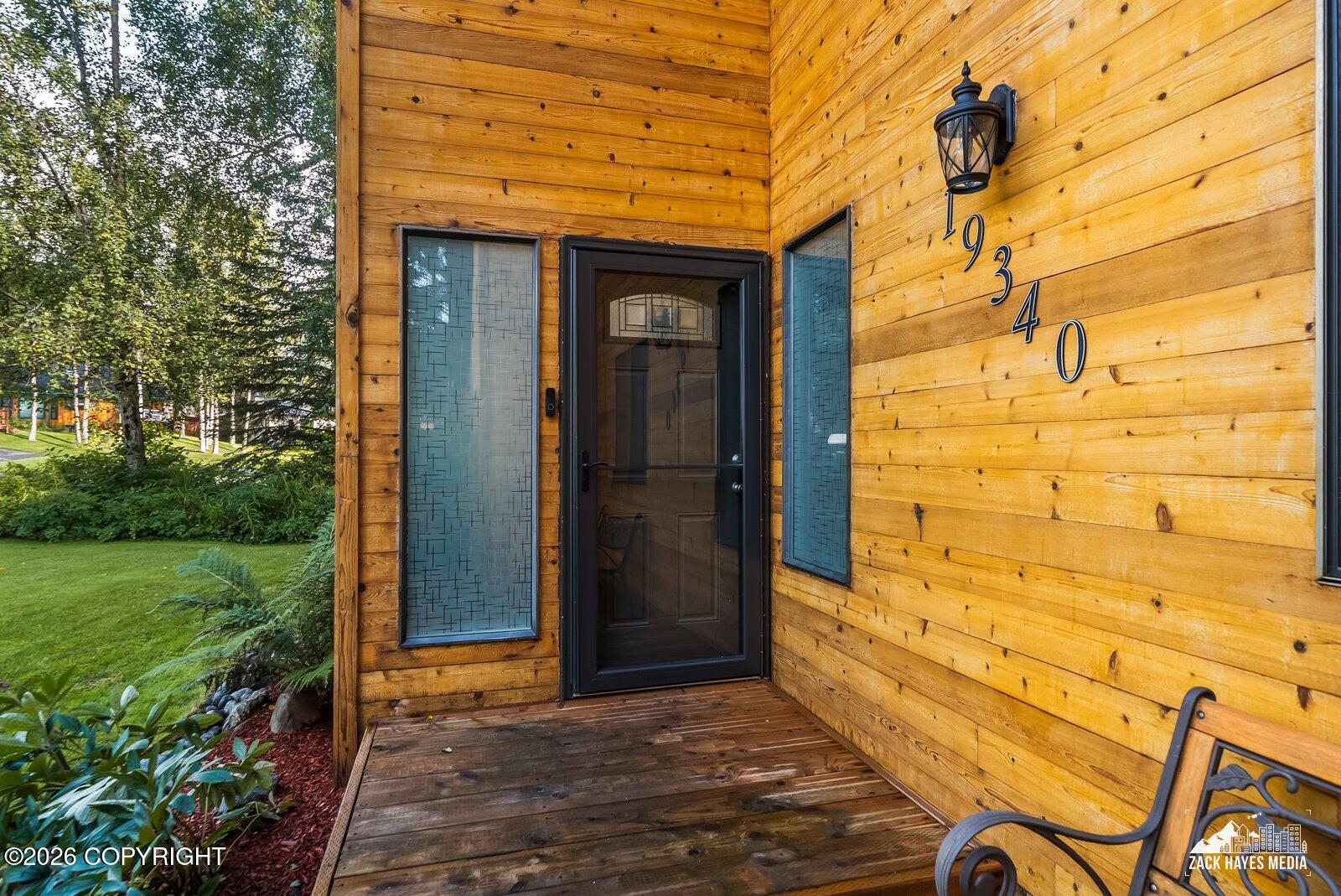 19340 Middleton Loop