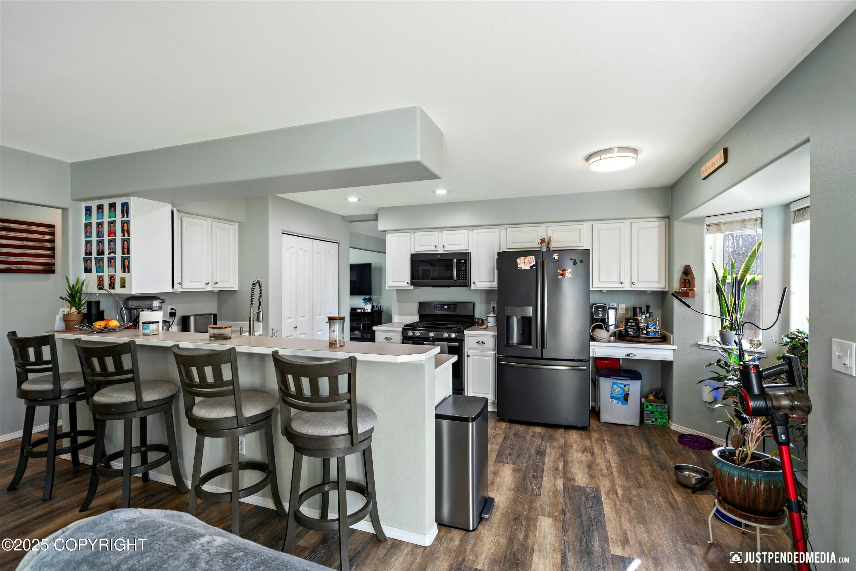 13720 Vasili Drive, Eagle River, Alaska image 13