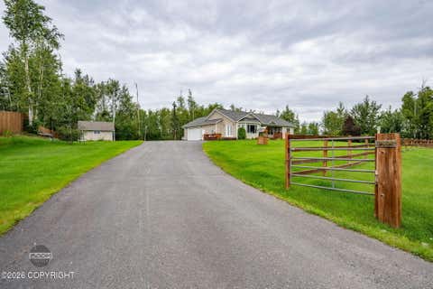 Photo of 7589 W Overview Circle, Wasilla, AK 99623 (MLS # 26-10720)