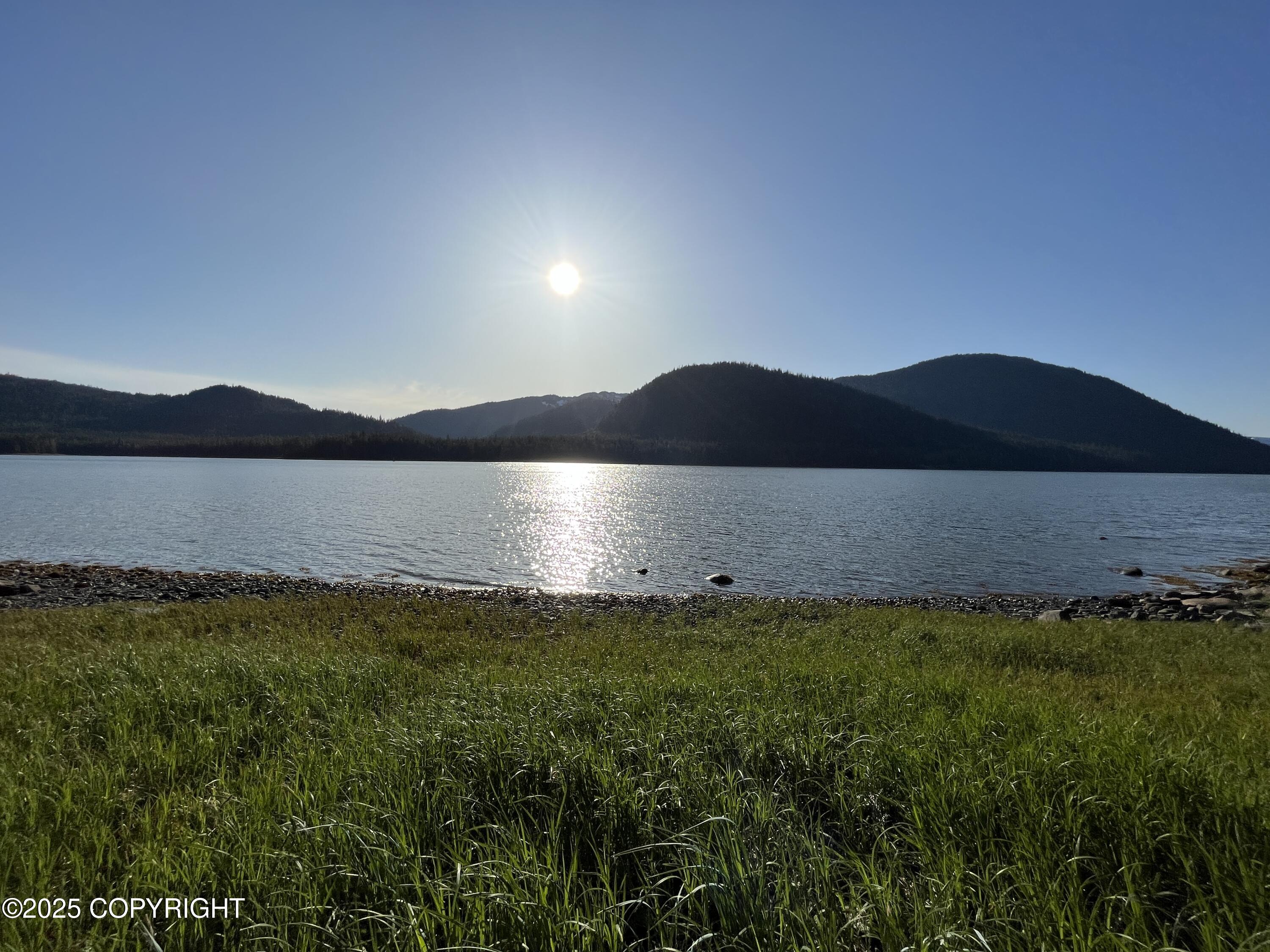 52 N Blueberry Lane St, Petersburg, Alaska image 1