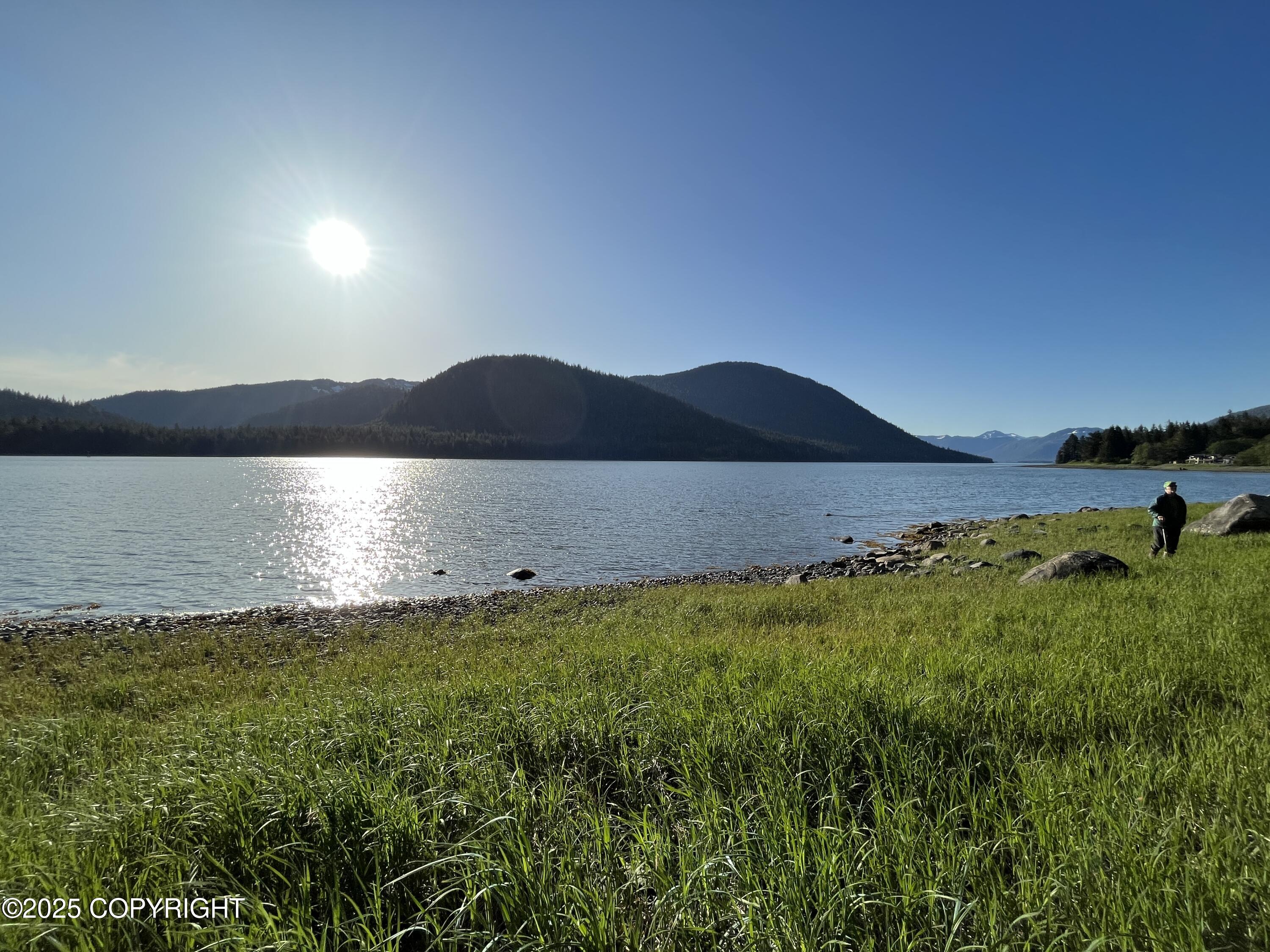 52 N Blueberry Lane St, Petersburg, Alaska image 6