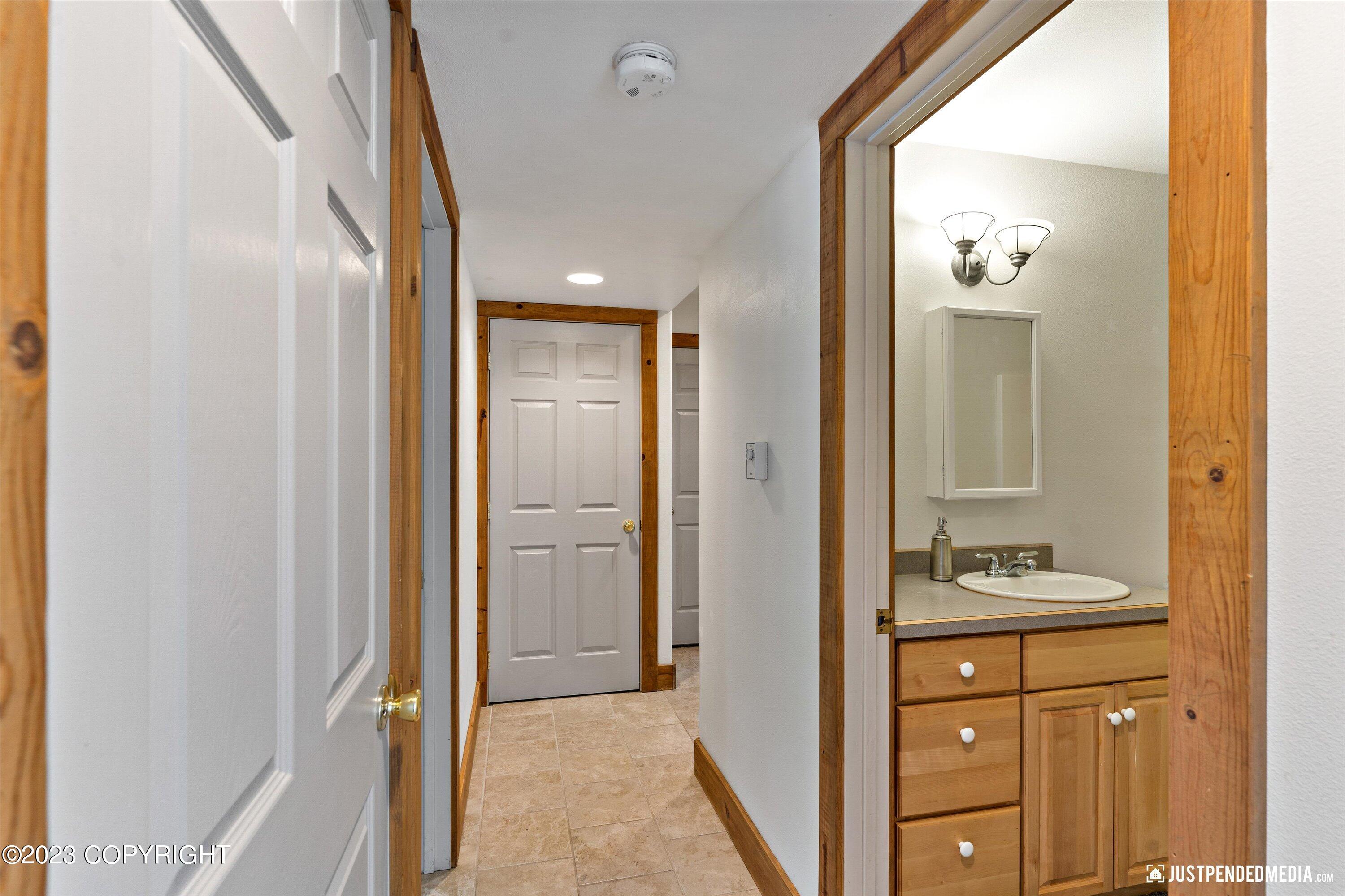 991 N Jack Nicklaus Drive, Wasilla, Alaska image 23