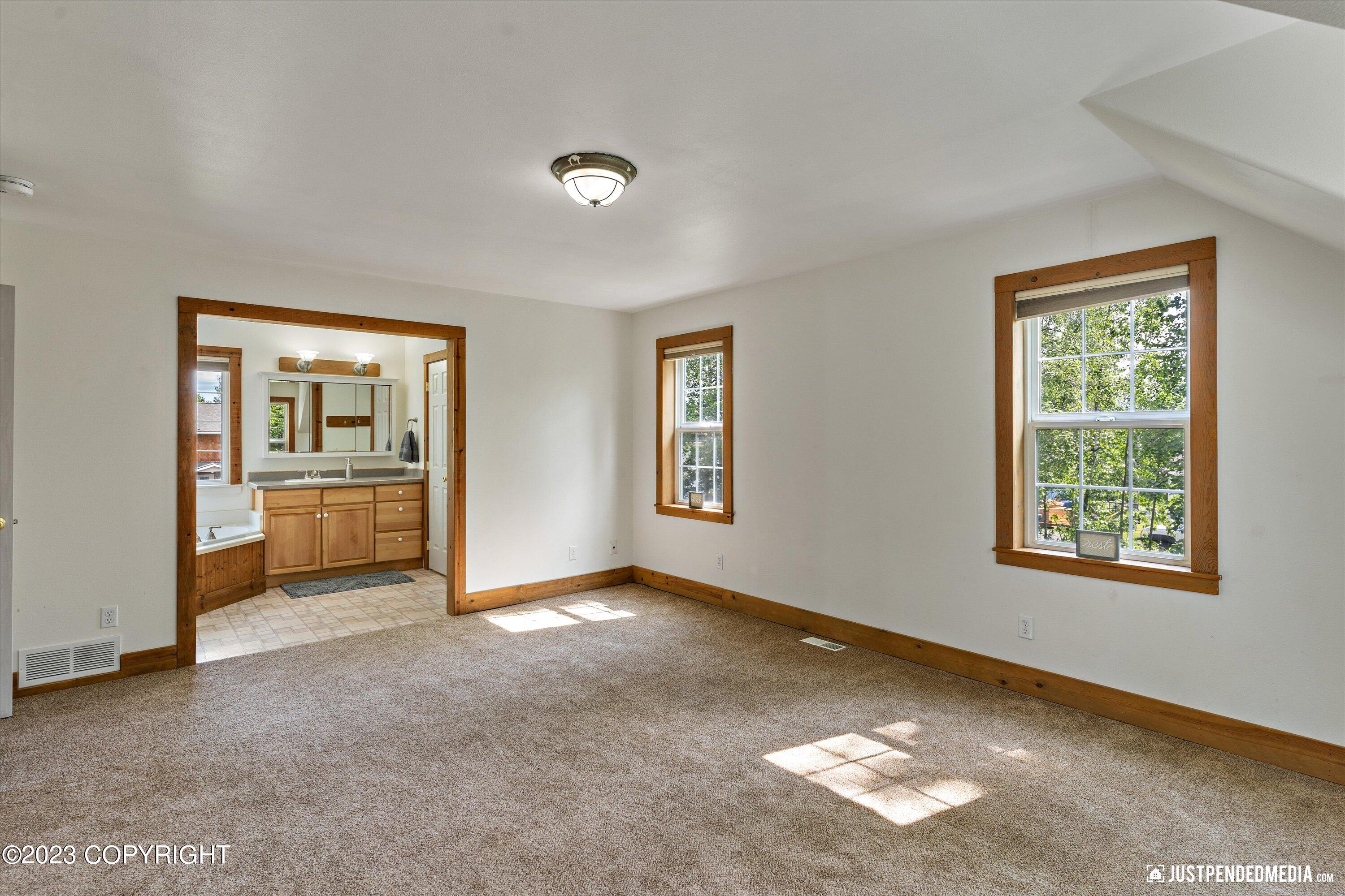 991 N Jack Nicklaus Drive, Wasilla, Alaska image 17