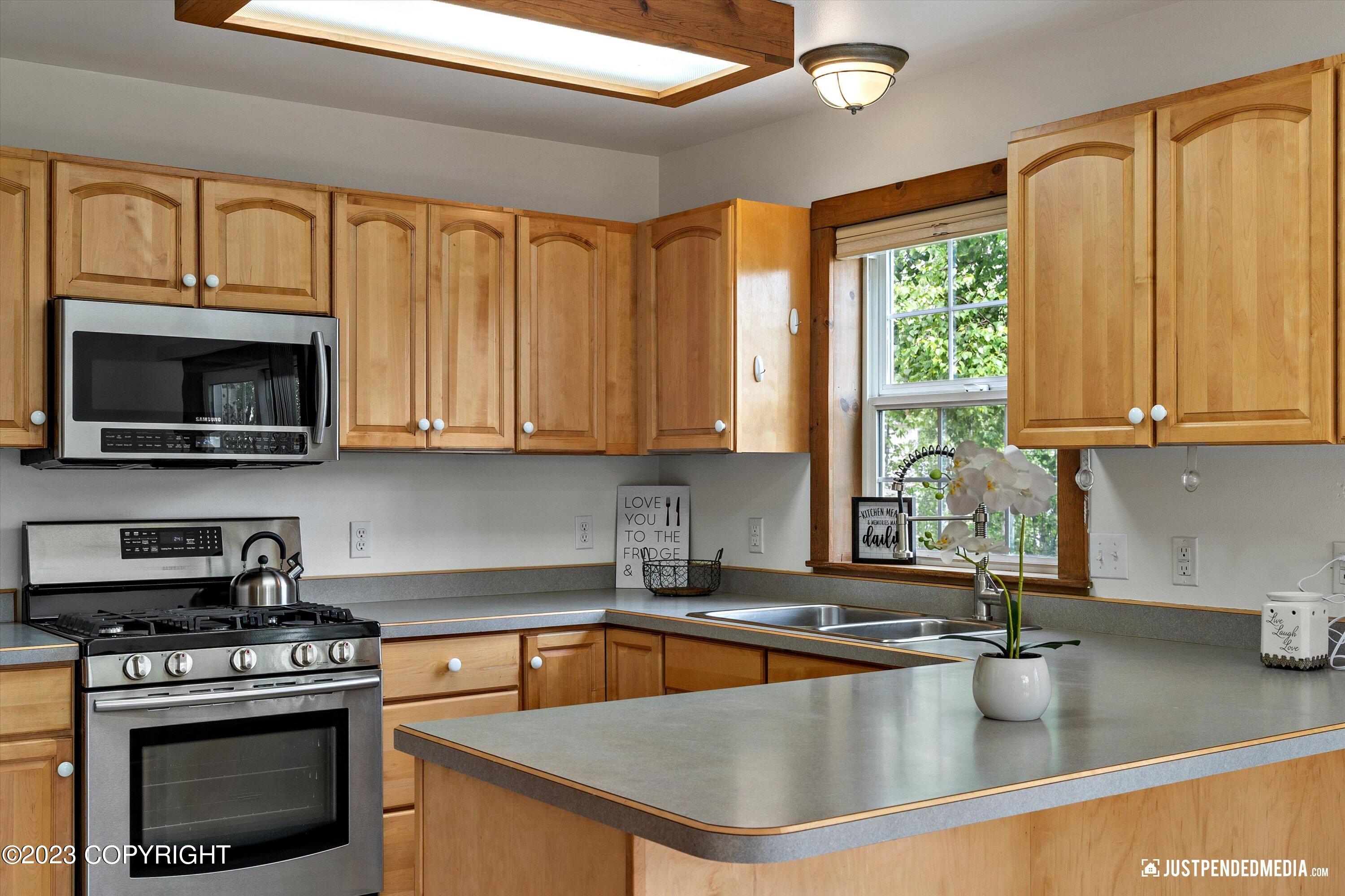991 N Jack Nicklaus Drive, Wasilla, Alaska image 11