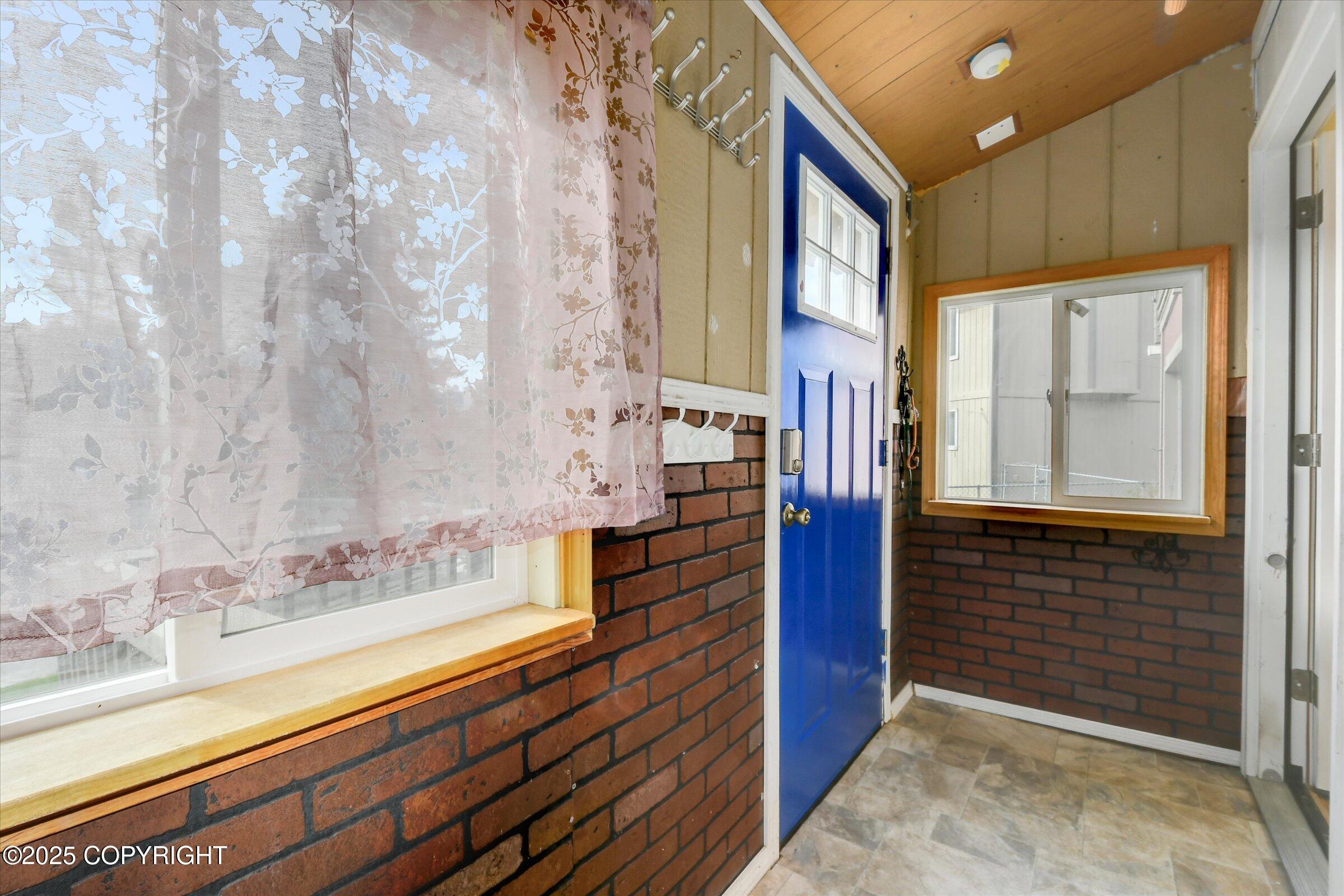 9011 Lance Circle, Anchorage, Idaho image 21