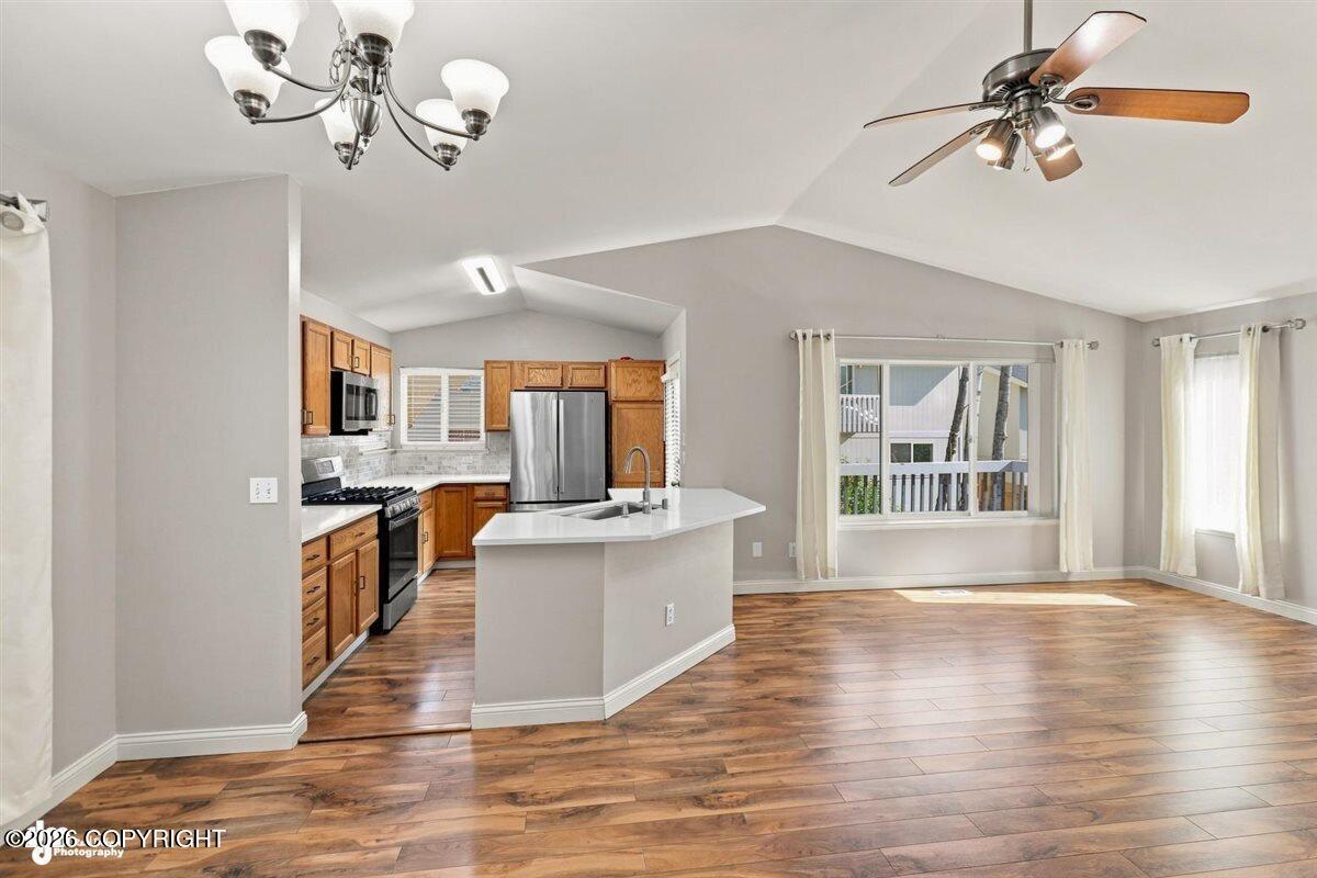 8929 Meadow Park Circle