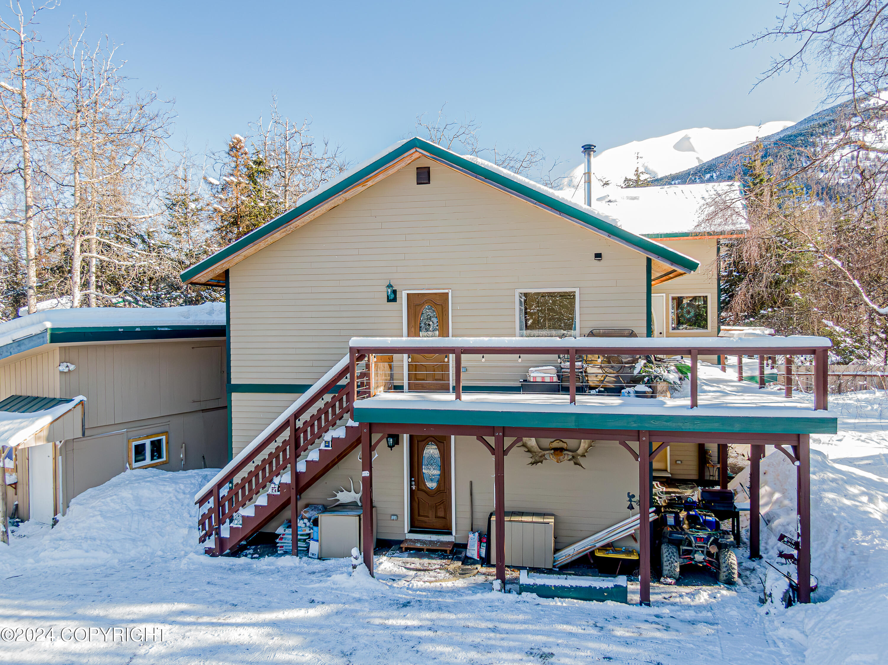 Cooper Landing, Alaska 99572, United States, 6 Bedrooms Bedrooms, ,5 BathroomsBathrooms,Residential,Active,63853