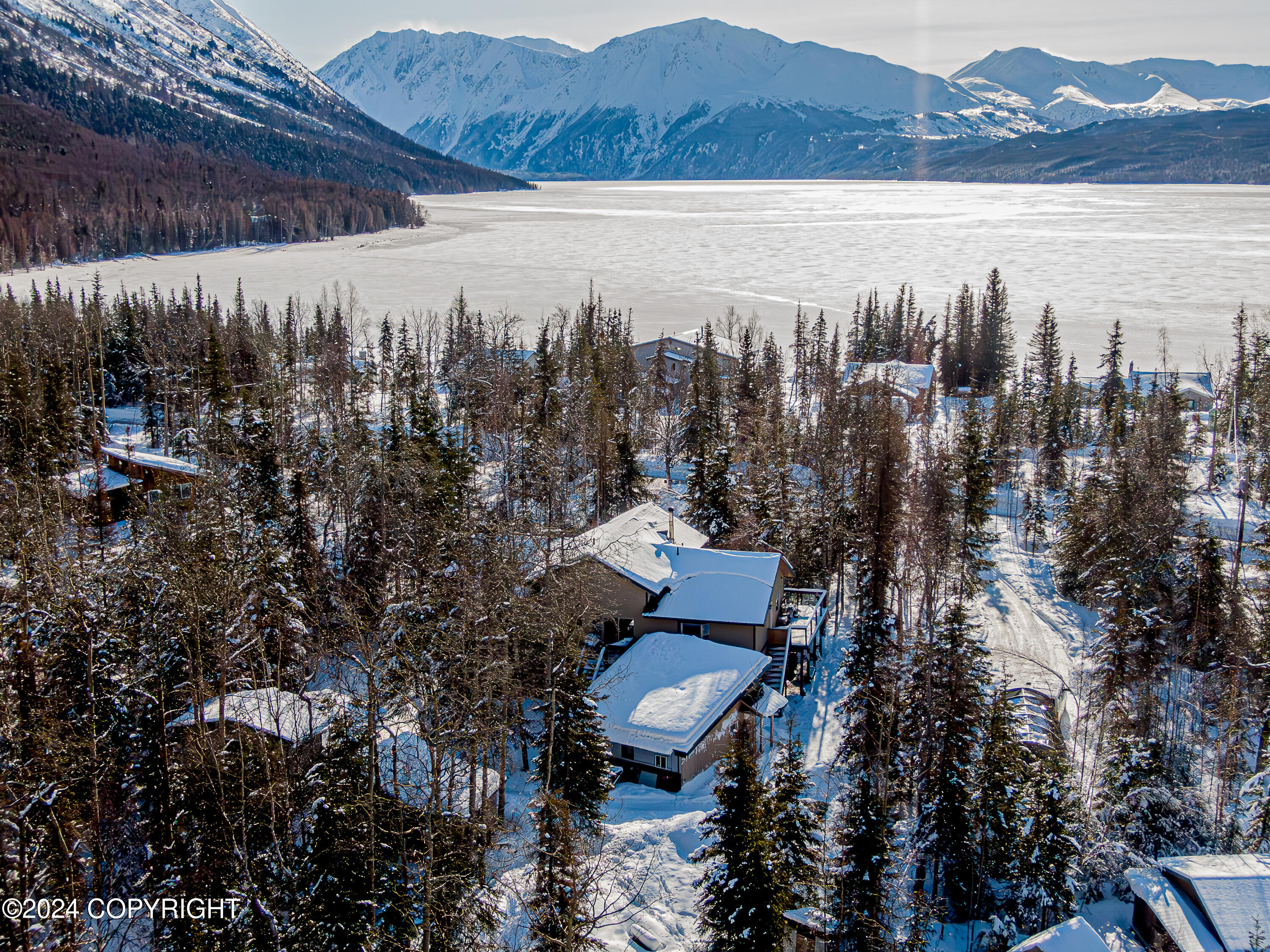 Cooper Landing, Alaska 99572, United States, 6 Bedrooms Bedrooms, ,5 BathroomsBathrooms,Residential,Active,63853