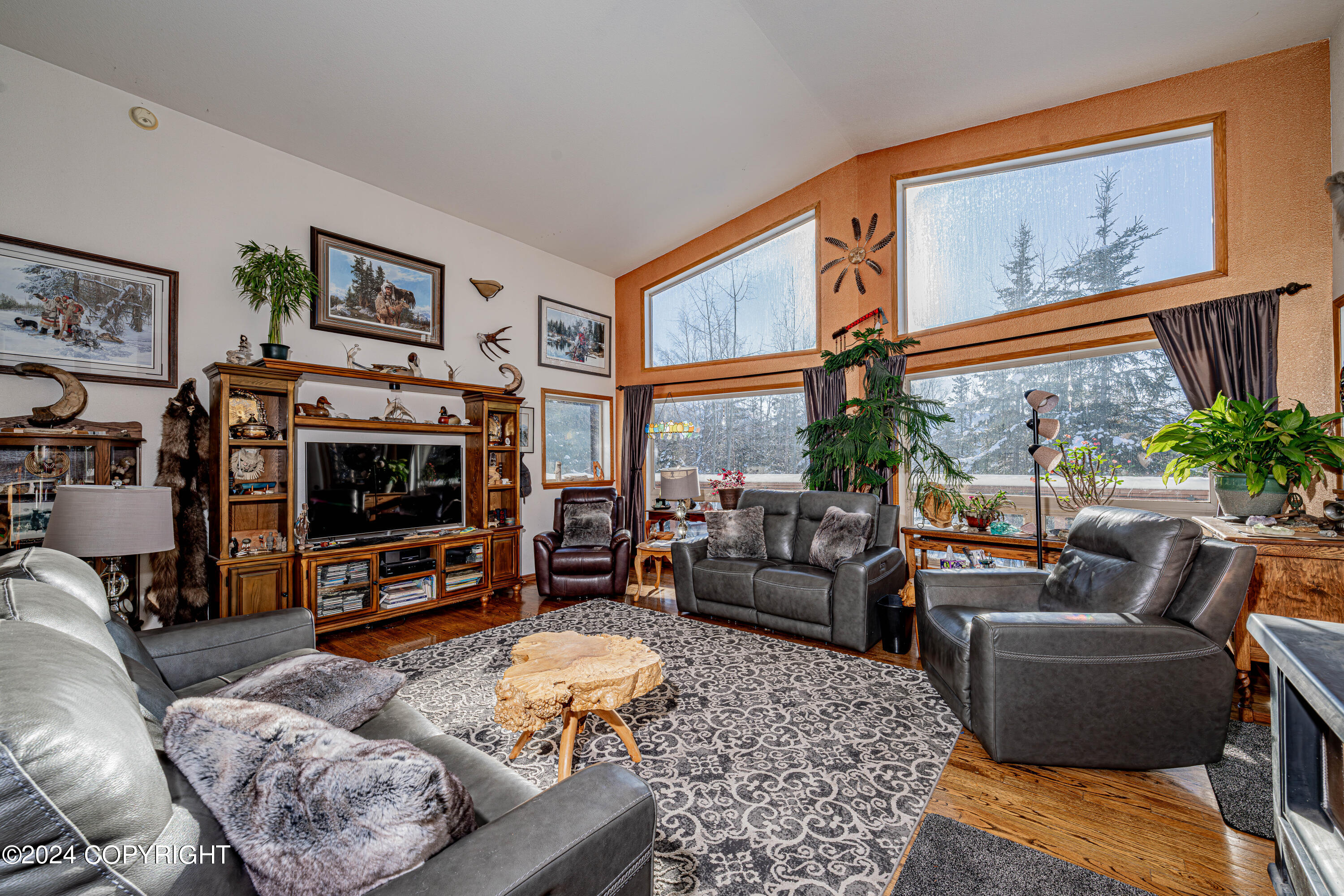 Cooper Landing, Alaska 99572, United States, 6 Bedrooms Bedrooms, ,5 BathroomsBathrooms,Residential,Active,63853