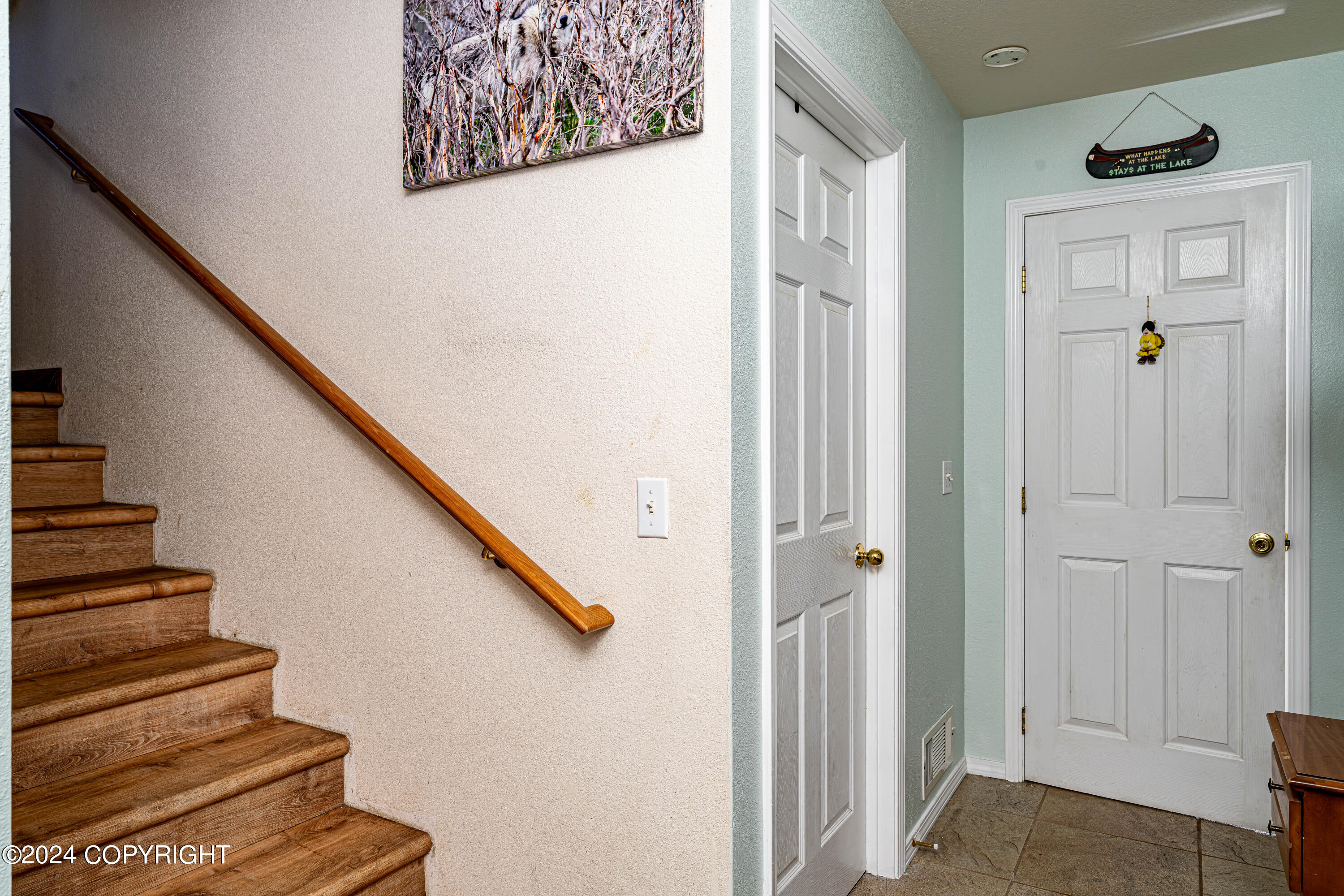 Cooper Landing, Alaska 99572, United States, 6 Bedrooms Bedrooms, ,5 BathroomsBathrooms,Residential,Active,63853