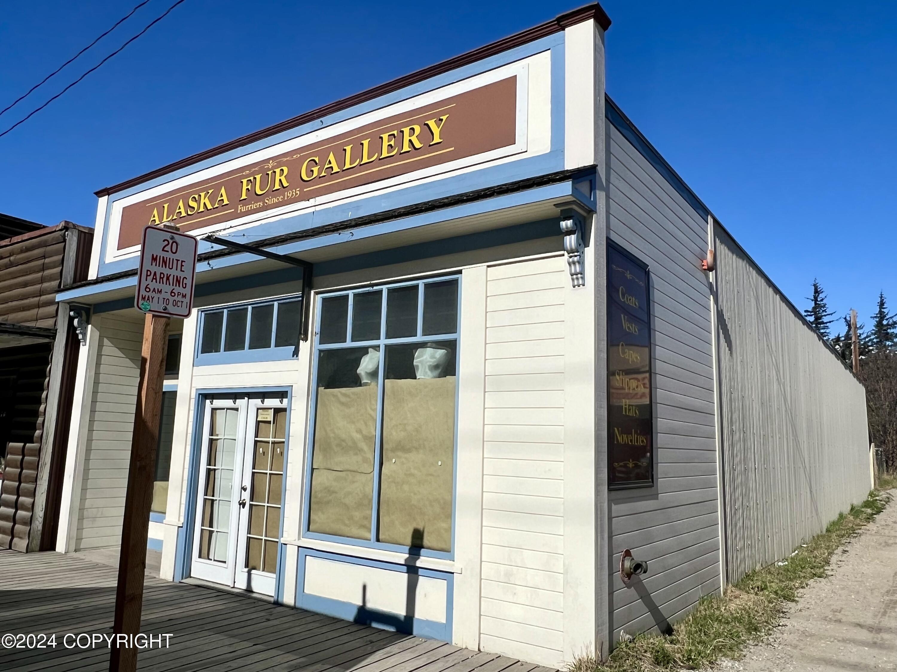 435 Broadway Street