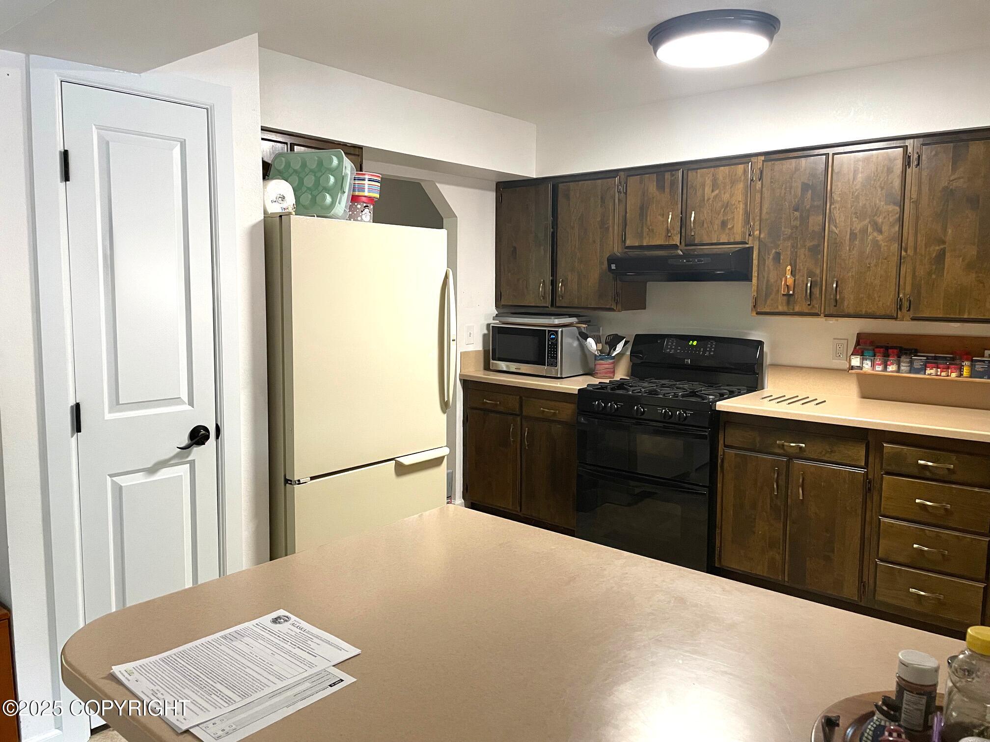7700 E 32 Avenue, Anchorage, Alaska image 8