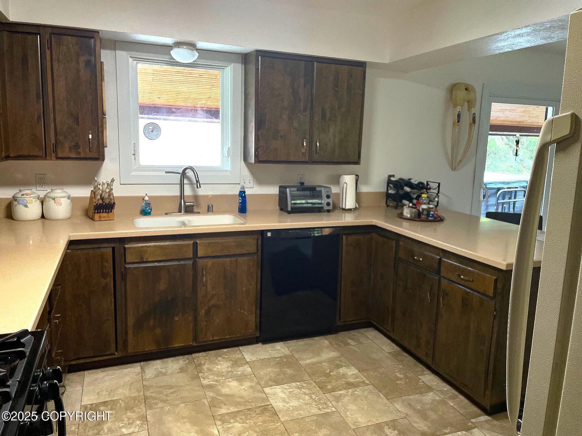 7700 E 32 Avenue, Anchorage, Alaska image 6