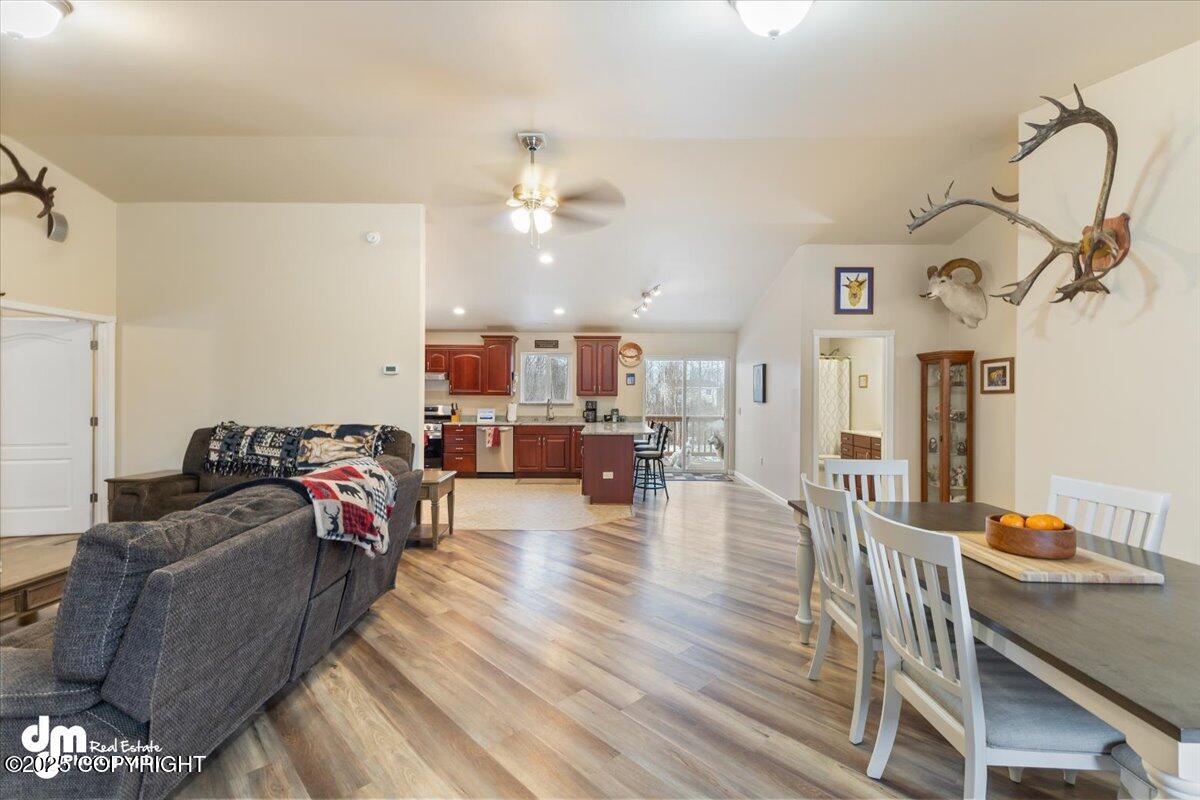 772 S Beaver Lake Road, Big Lake, Pennsylvania image 4