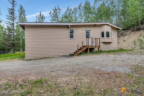 Homes For Sale - 6061 E Pike Avenue<br/> Wasilla, AK 99654