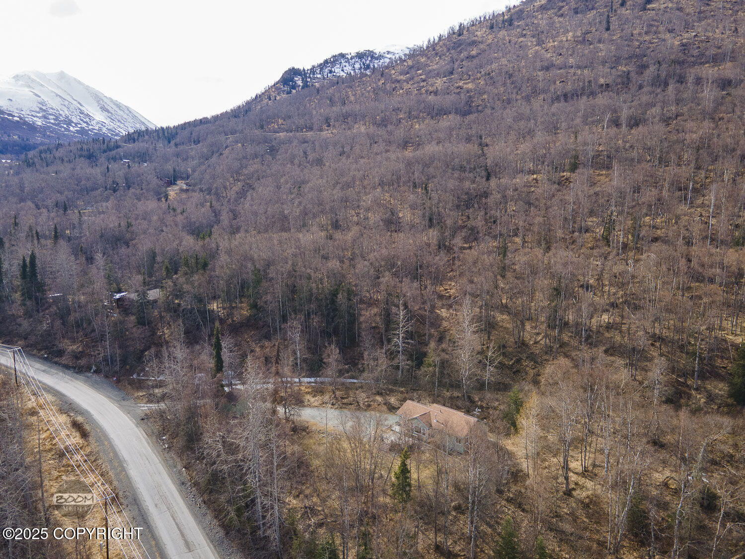 7300 Waterfall Drive, Eagle River, Alaska image 5