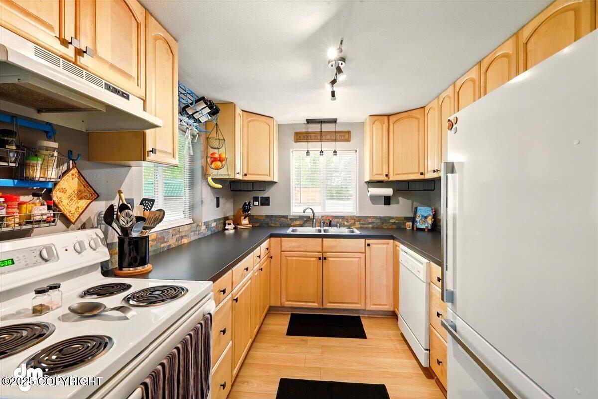 24247 W Honeybee Lake Drive, Willow, Alaska image 20