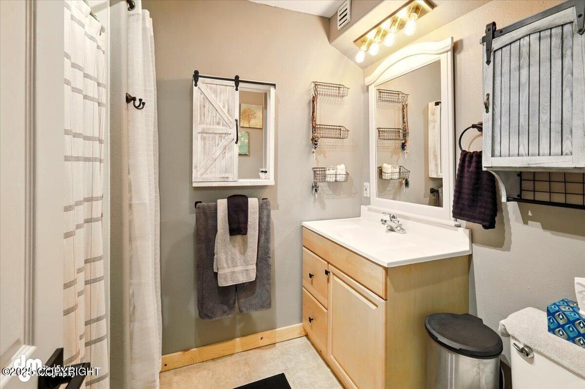 24247 W Honeybee Lake Drive, Willow, Alaska image 29
