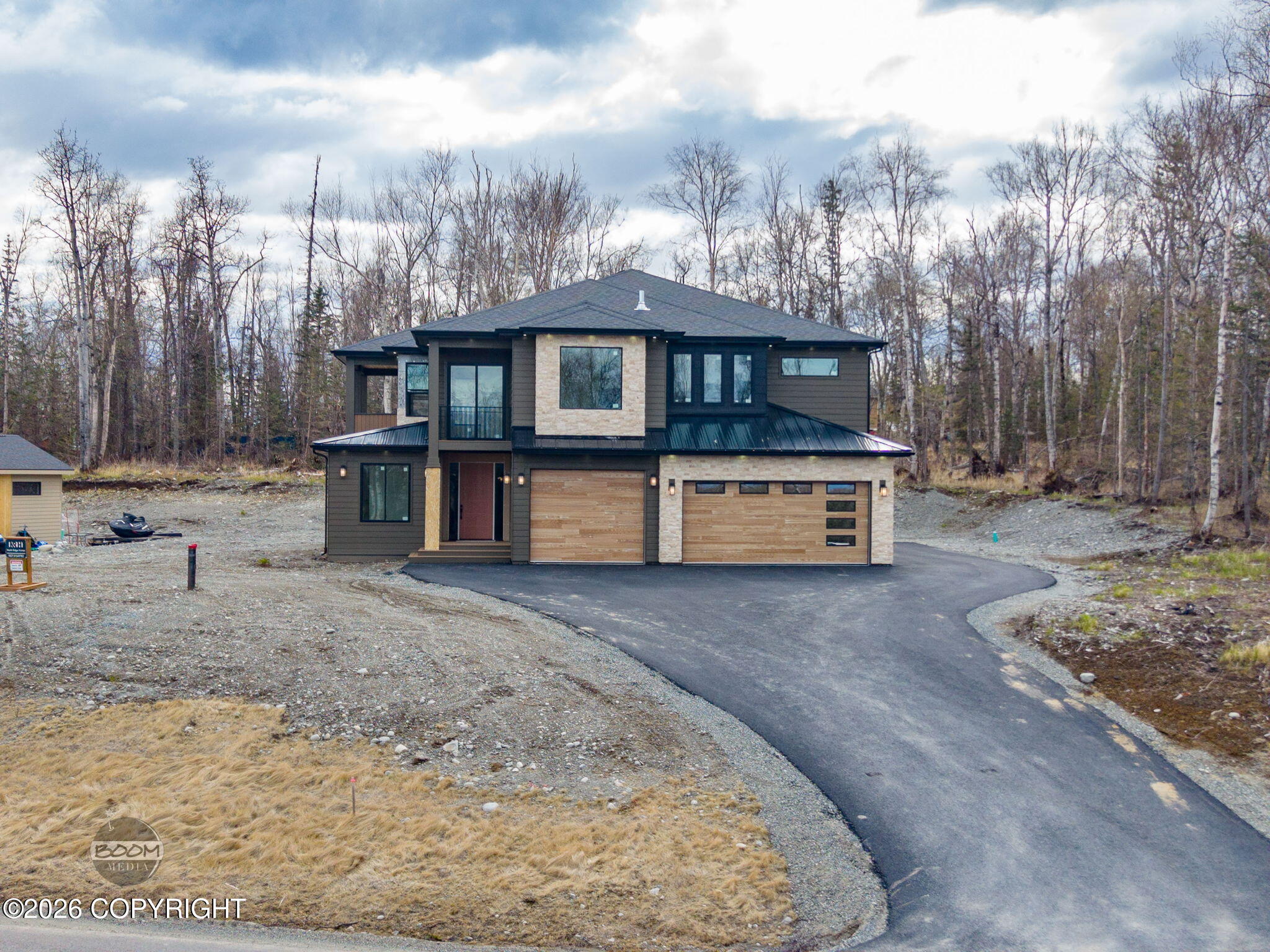 1690 W Valley Ridge Drive