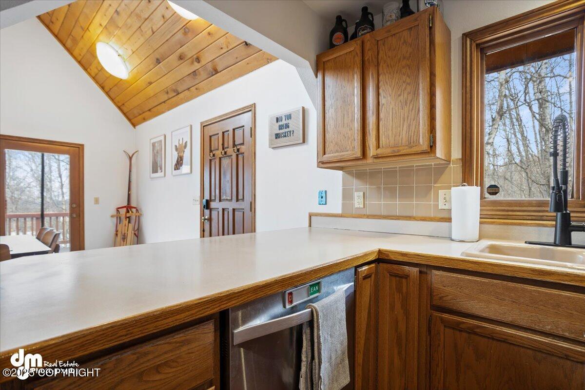 21132 Meadow Lake Drive, Chugiak, Alaska image 19