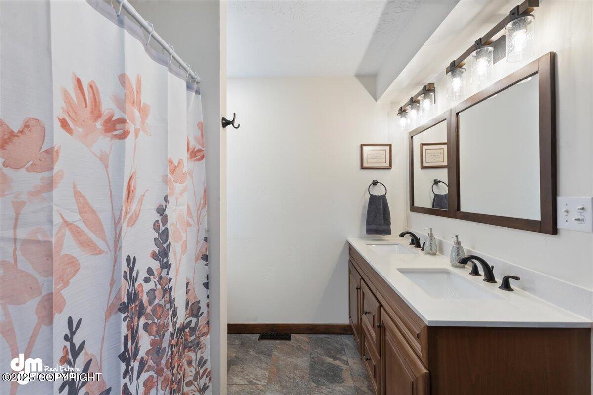 11000 E Yarrow Road, Palmer, Alaska image 43