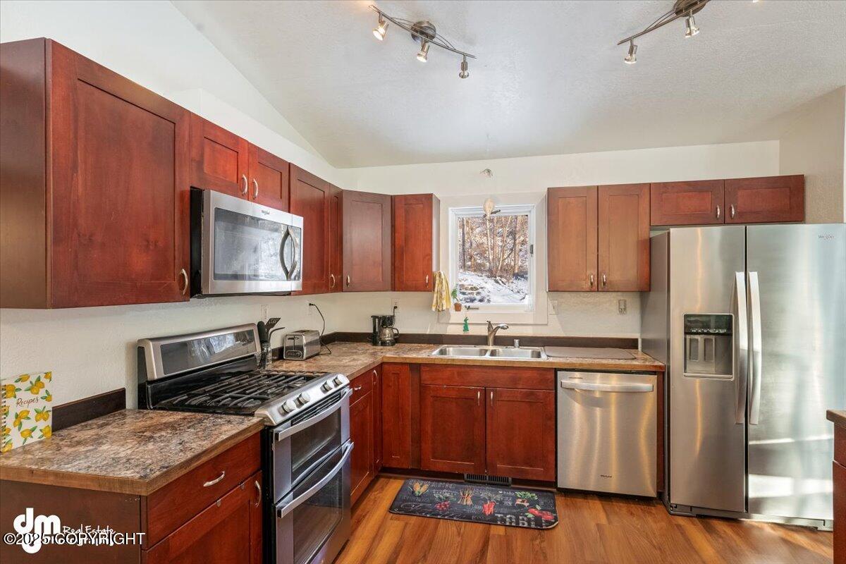 15811 W Division Street, Chugiak, Idaho image 13