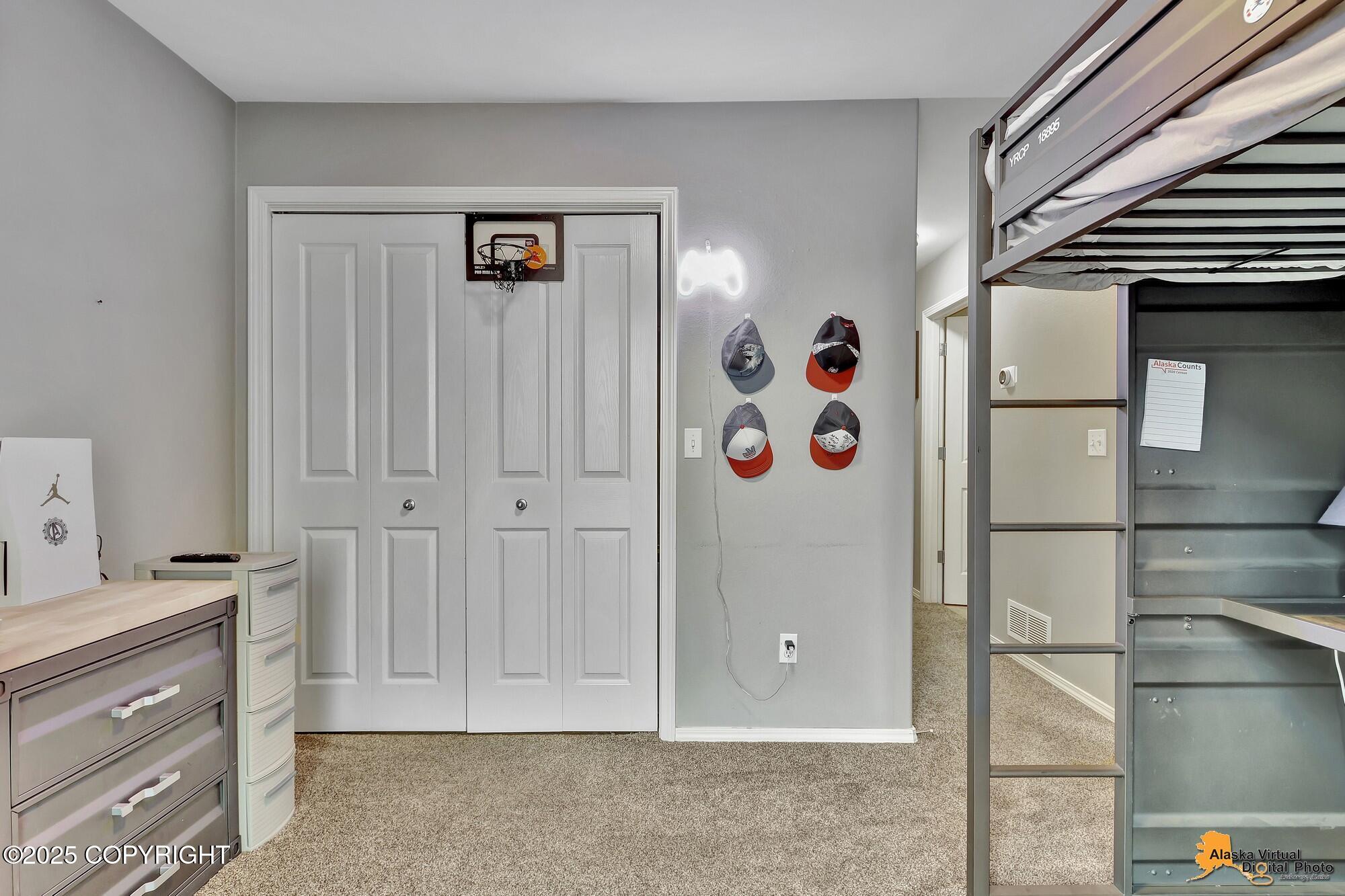 222 Whisper Knoll Circle #B, Anchorage, Alaska image 35