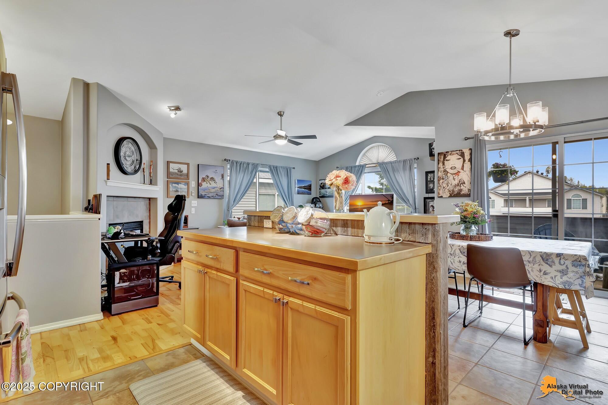 222 Whisper Knoll Circle #B, Anchorage, Alaska image 20