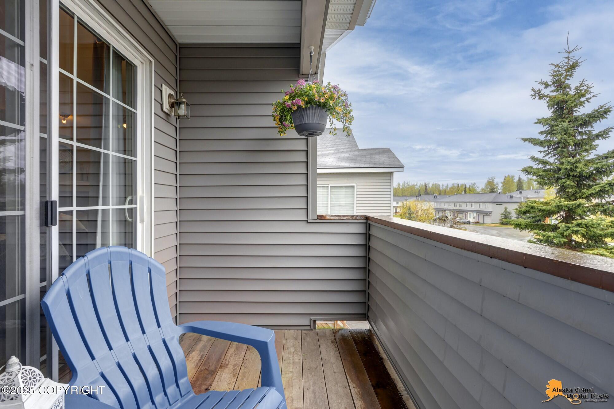 222 Whisper Knoll Circle #B, Anchorage, Alaska image 32