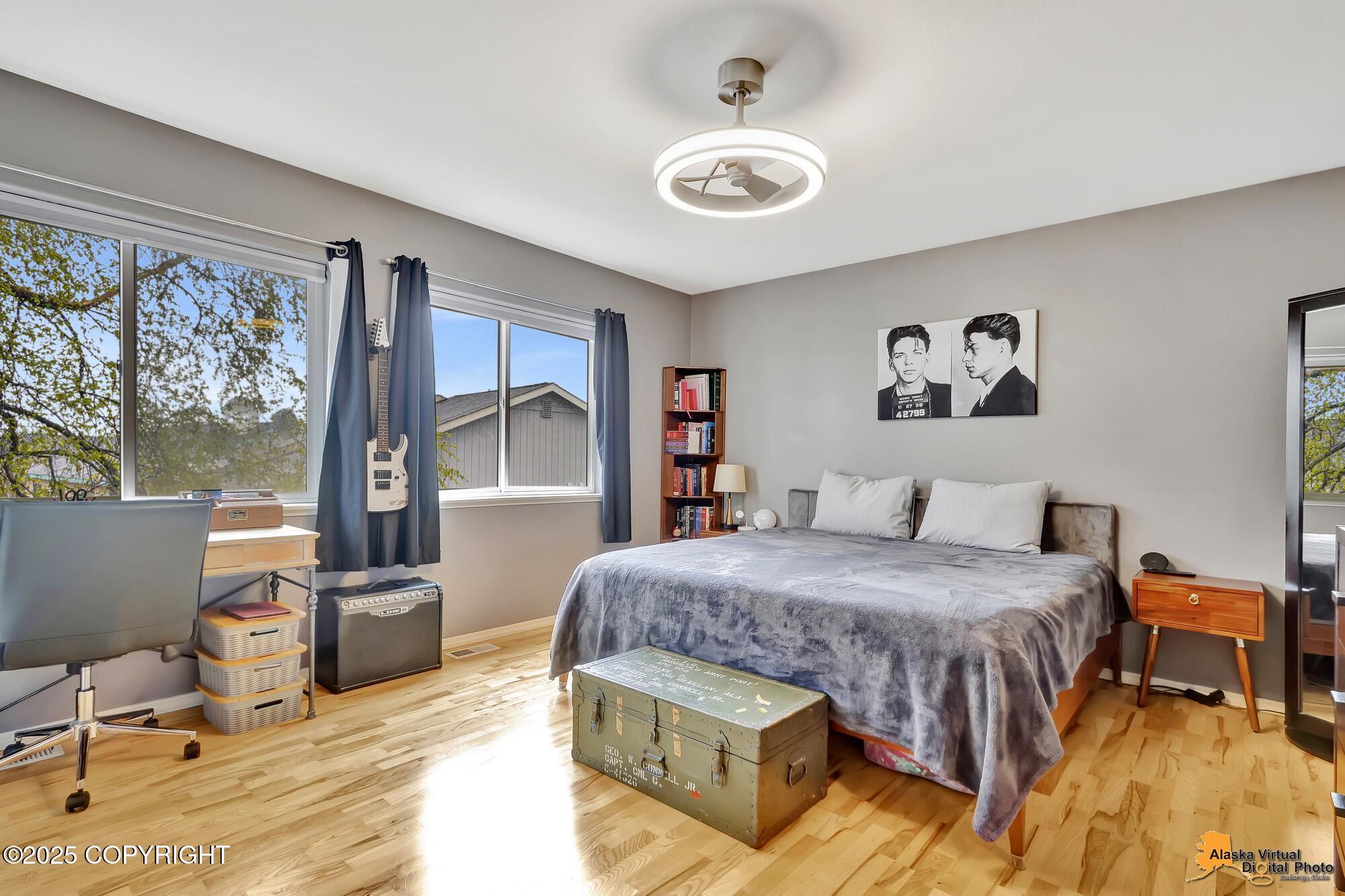 222 Whisper Knoll Circle #B, Anchorage, Alaska image 25
