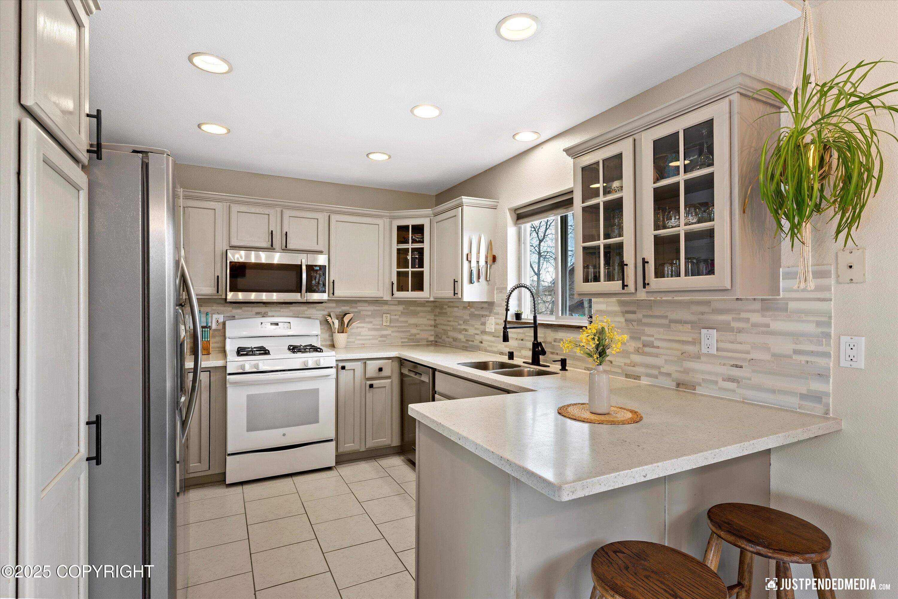 12253 Keystone Place, Eagle River, Alaska image 16