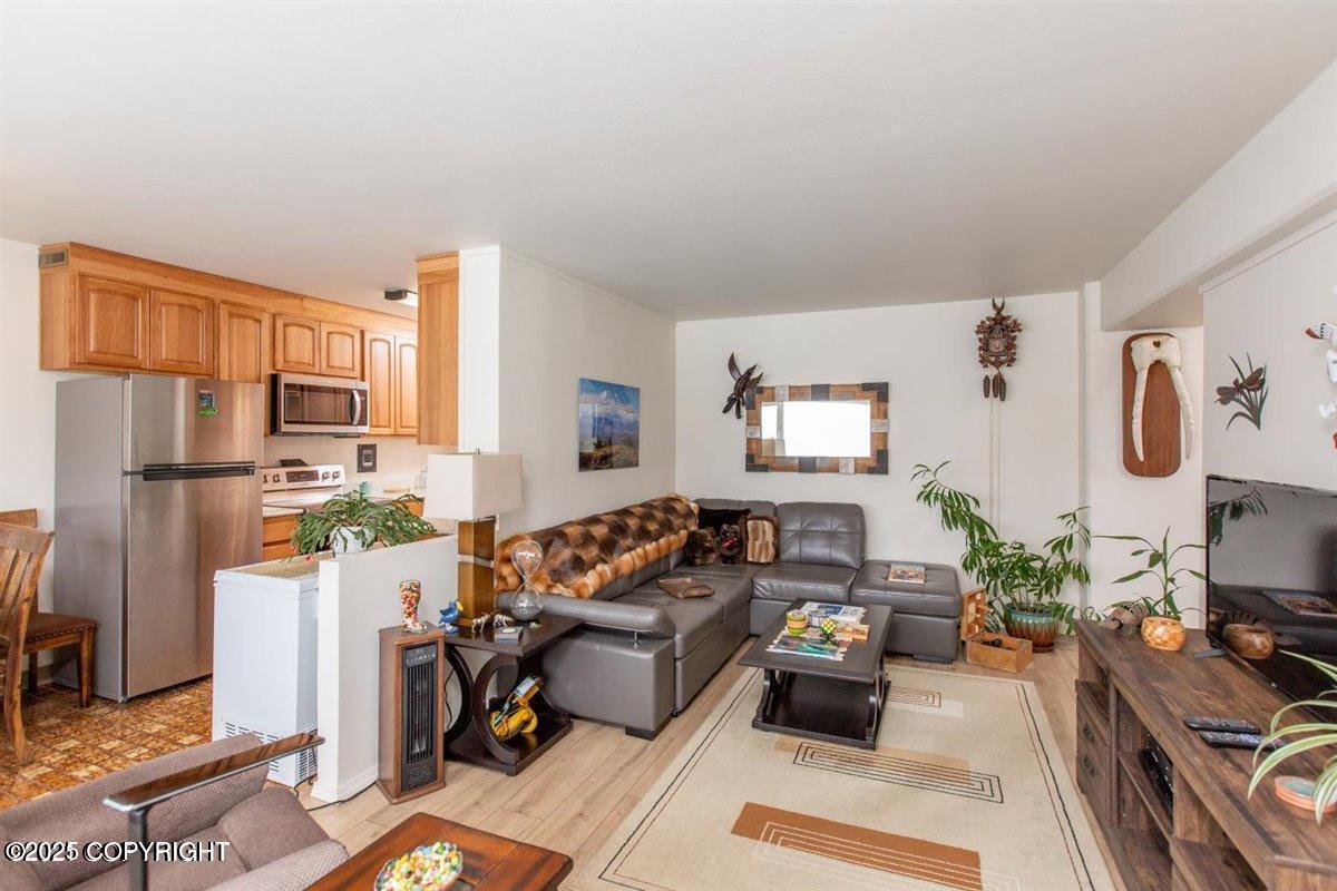 Whittier, Alaska 99693, United States, 2 Bedrooms Bedrooms, ,1 BathroomBathrooms,Residential,Active,177033