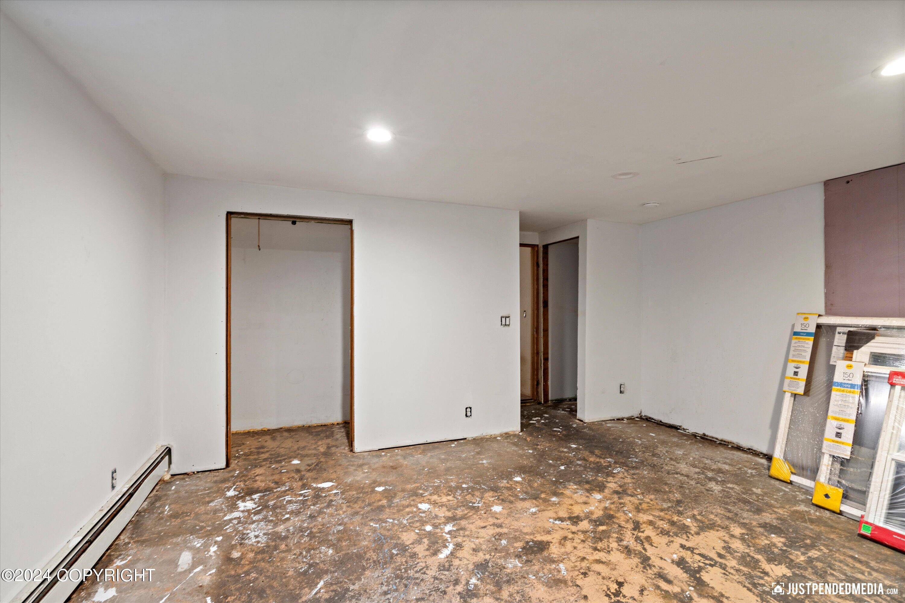 Anchorage, Alaska 99504, United States, 3 Bedrooms Bedrooms, ,2 BathroomsBathrooms,Residential,Pending,42165