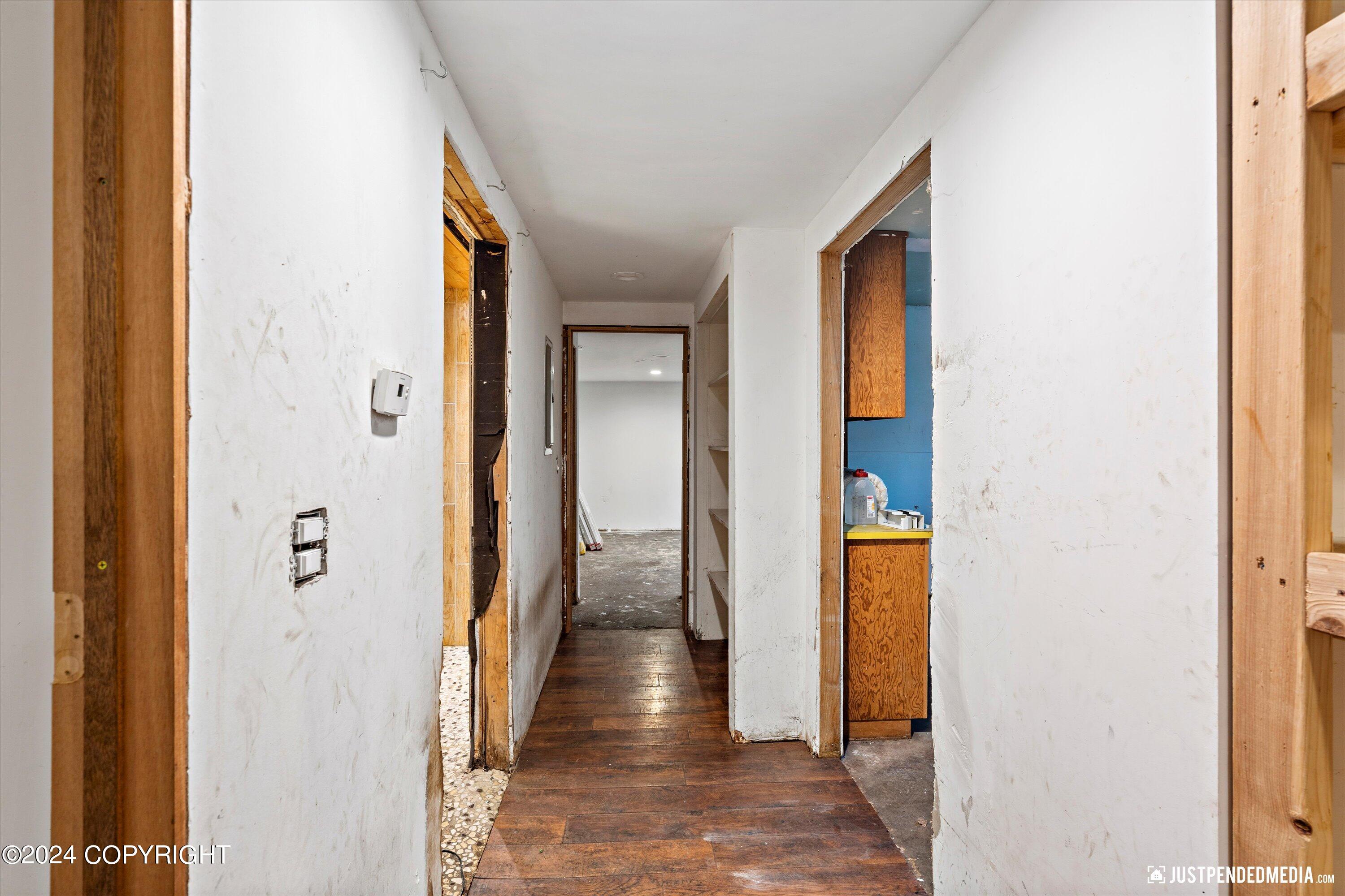 Anchorage, Alaska 99504, United States, 3 Bedrooms Bedrooms, ,2 BathroomsBathrooms,Residential,Pending,42165