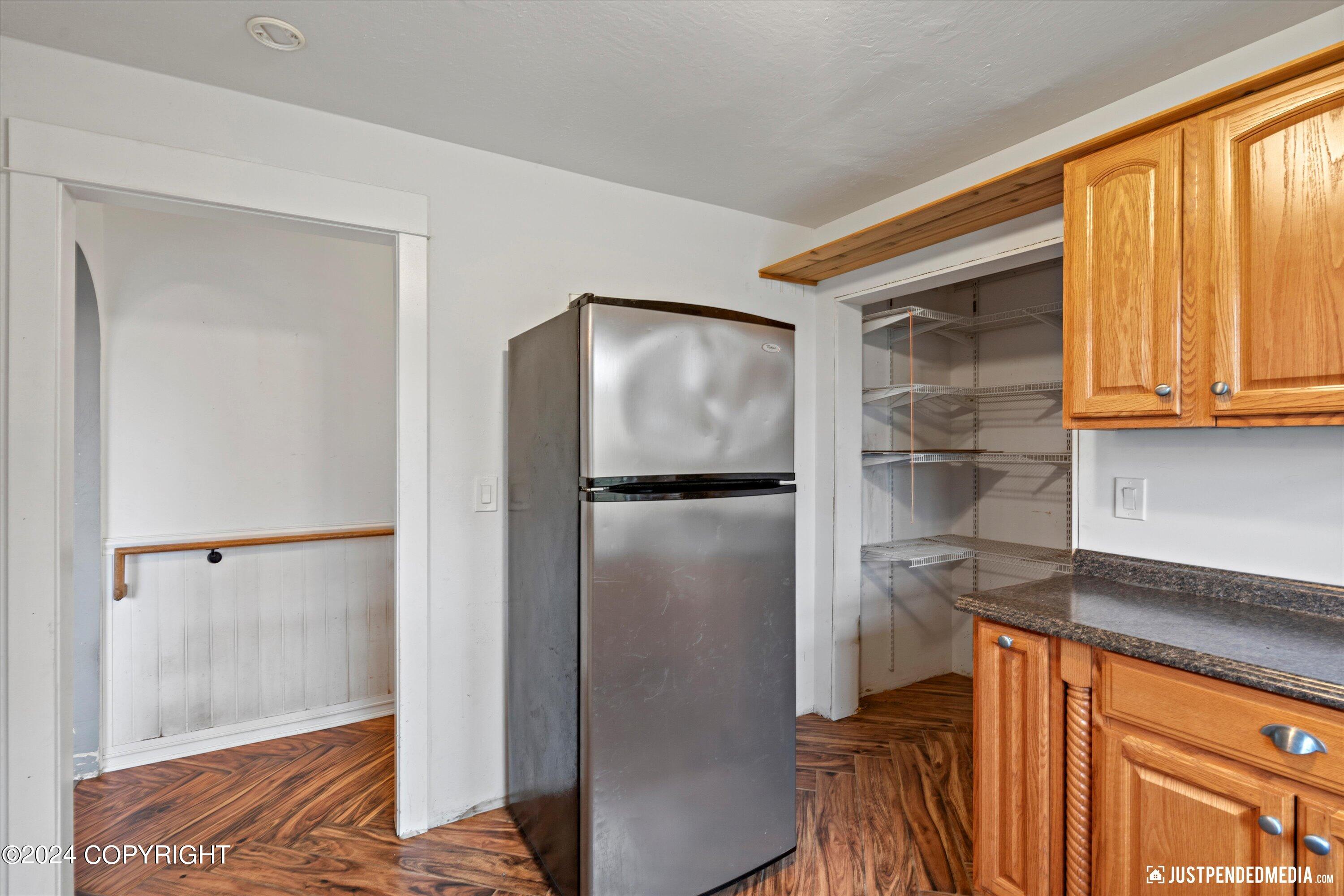 Anchorage, Alaska 99504, United States, 3 Bedrooms Bedrooms, ,2 BathroomsBathrooms,Residential,Pending,42165