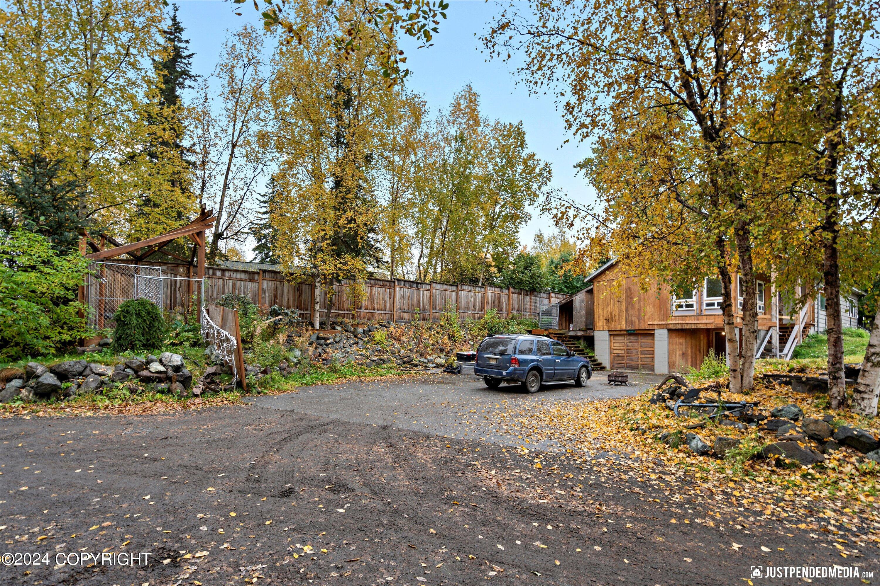 Anchorage, Alaska 99504, United States, 3 Bedrooms Bedrooms, ,2 BathroomsBathrooms,Residential,Pending,42165