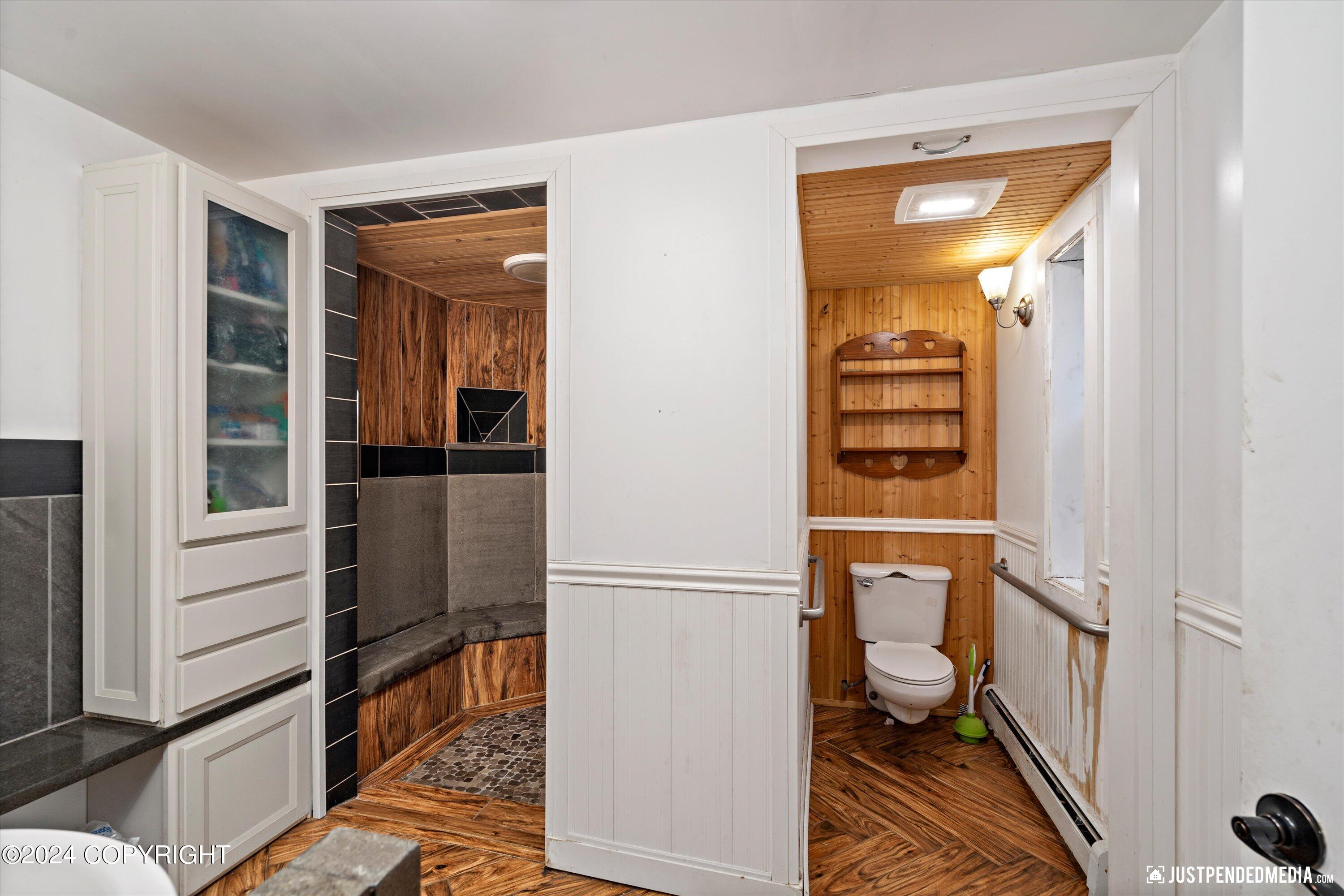 Anchorage, Alaska 99504, United States, 3 Bedrooms Bedrooms, ,2 BathroomsBathrooms,Residential,Pending,42165