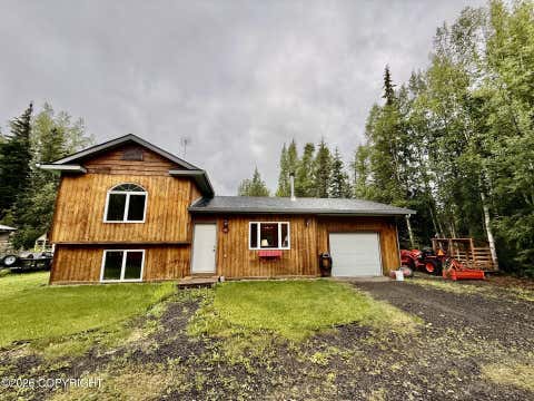 Homes For Sale - 717 Keeling Road<br/> North Pole, AK 99705