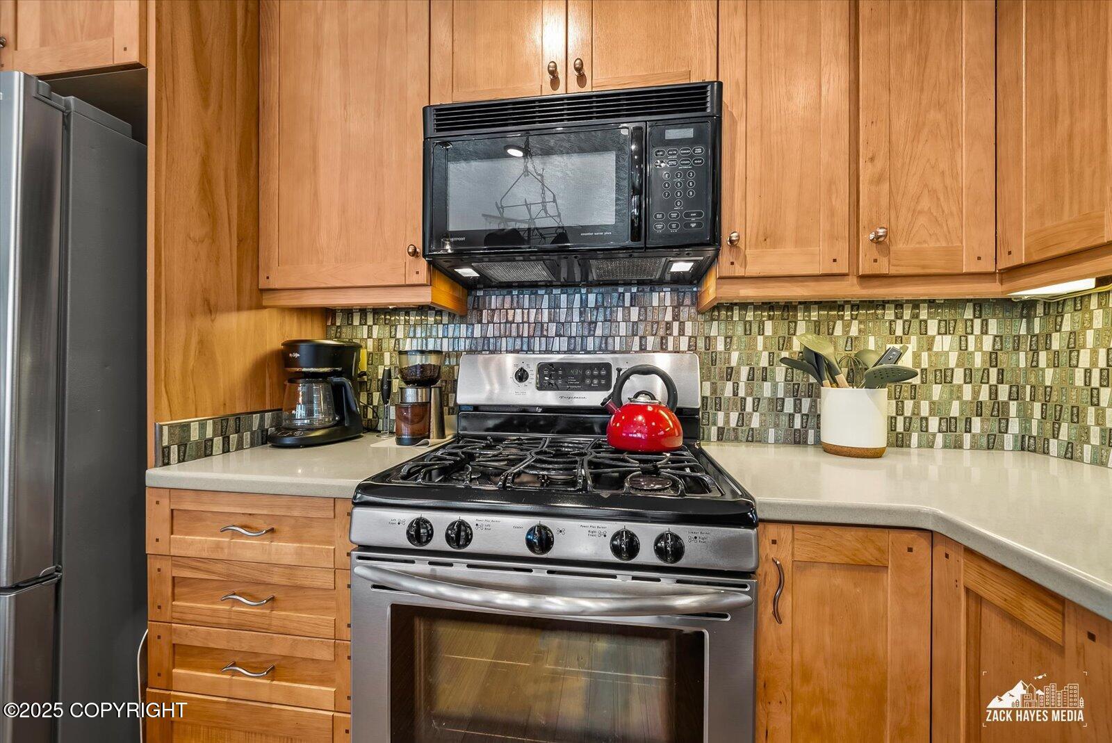 21440 N Falling Water Circle, Eagle River, Alaska image 22