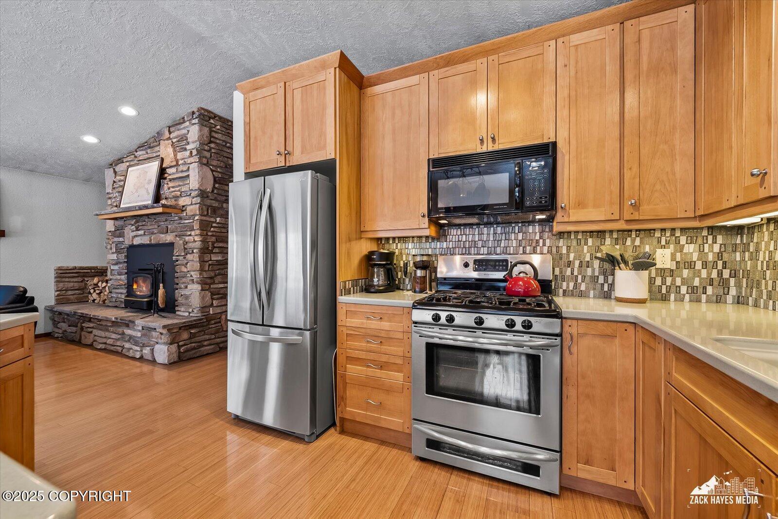 21440 N Falling Water Circle, Eagle River, Alaska image 21