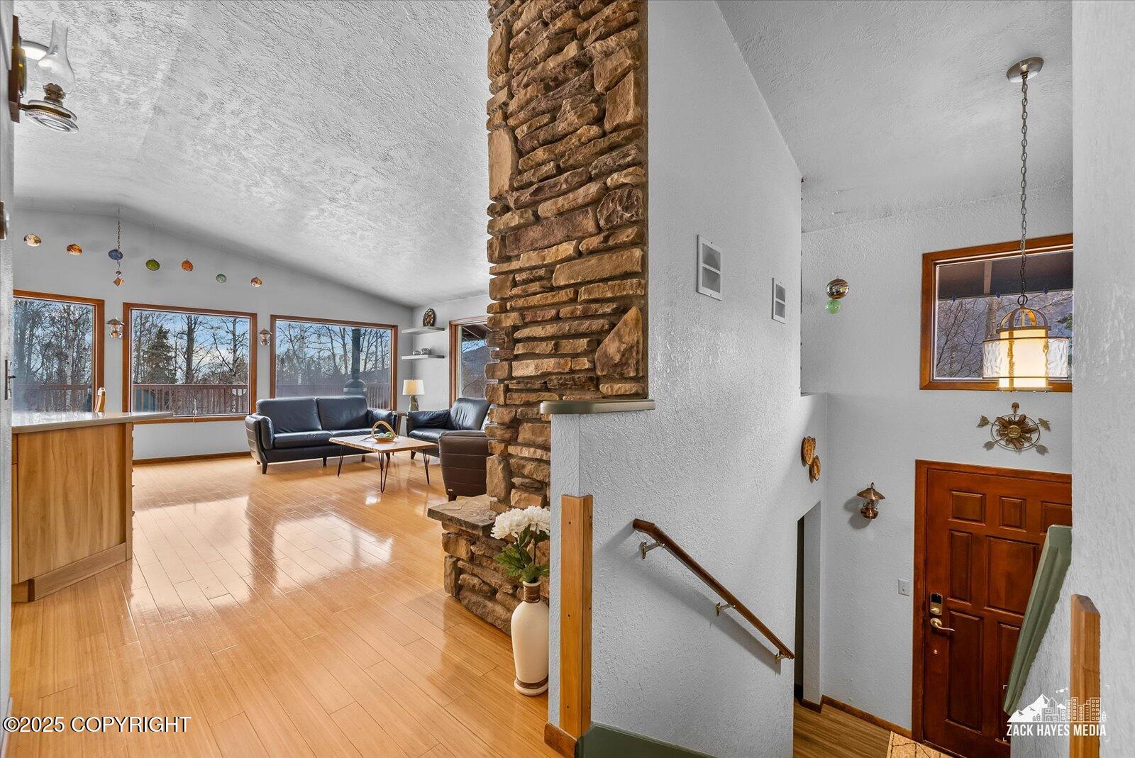 21440 N Falling Water Circle, Eagle River, Alaska image 6