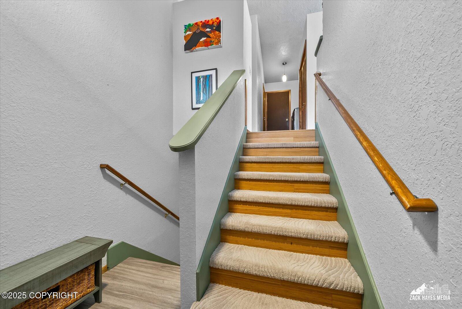 21440 N Falling Water Circle, Eagle River, Alaska image 4