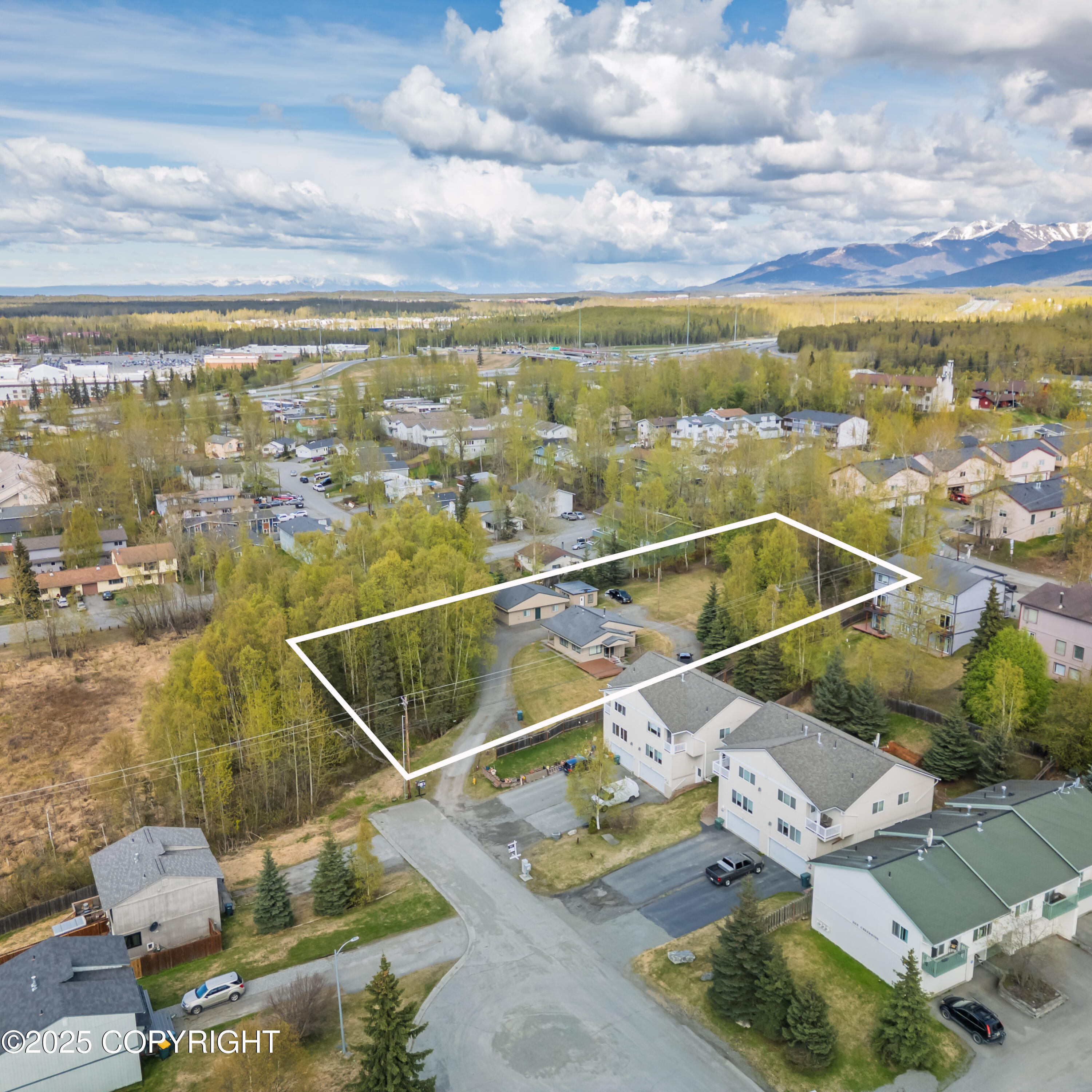 221 S Creekside Street, Anchorage, Texas image 48